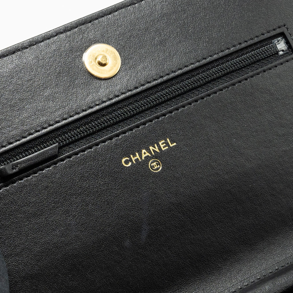 CHANEL QUILTED WALLET ON CHAIN SHINY CALFSKIN BLACK GHW (MICROCHIP)