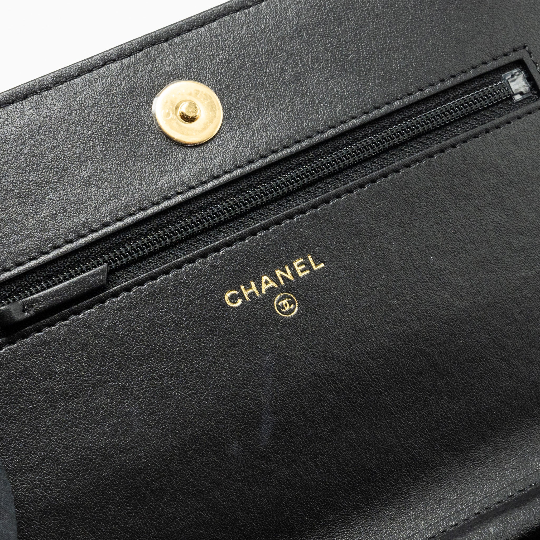 CHANEL QUILTED WALLET ON CHAIN SHINY CALFSKIN BLACK GHW (MICROCHIP)