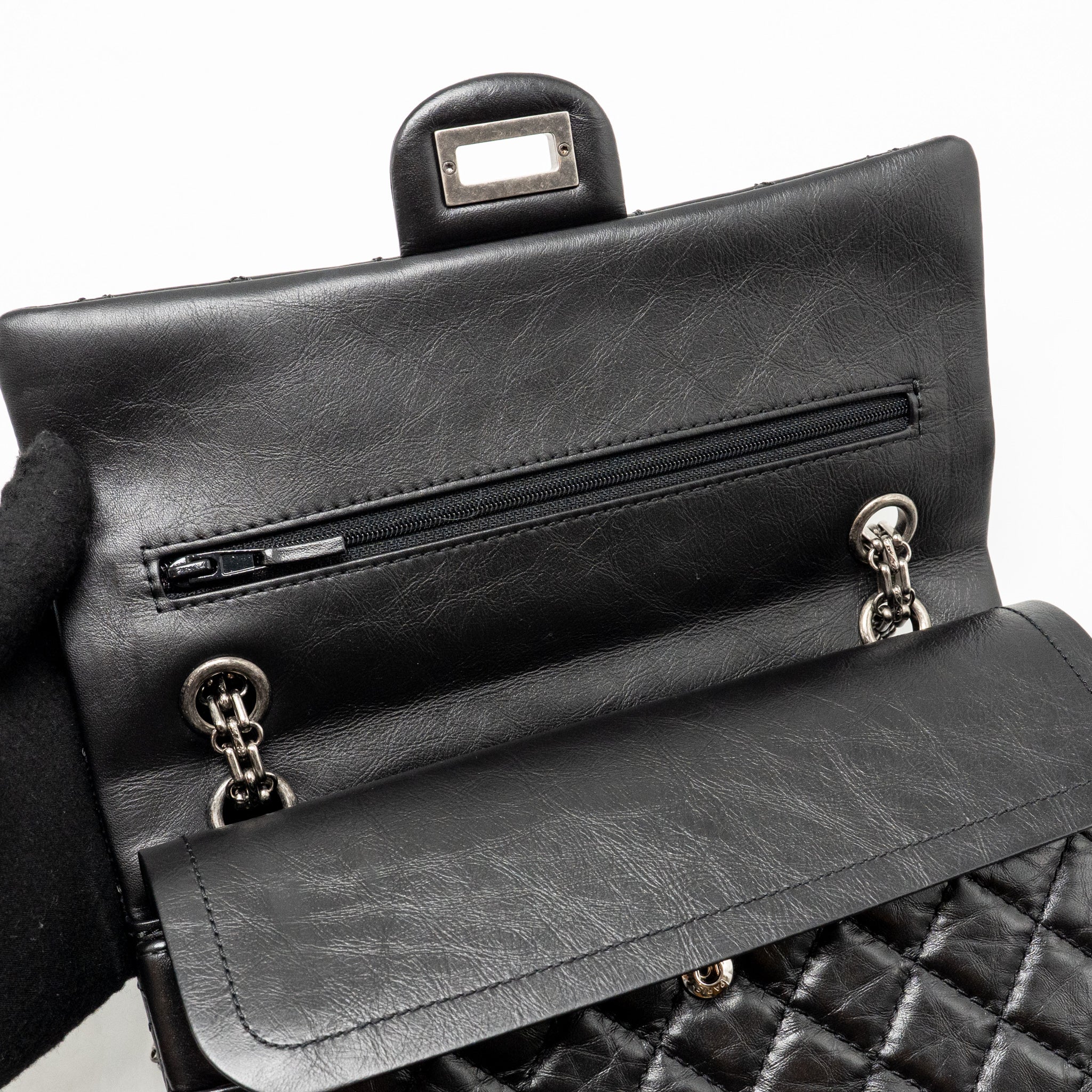CHANEL SMALL 2.55 REISSUE FLAP BAG AGED CALFSKIN BLACK RUTHENIUM SILVER HARDWARE
