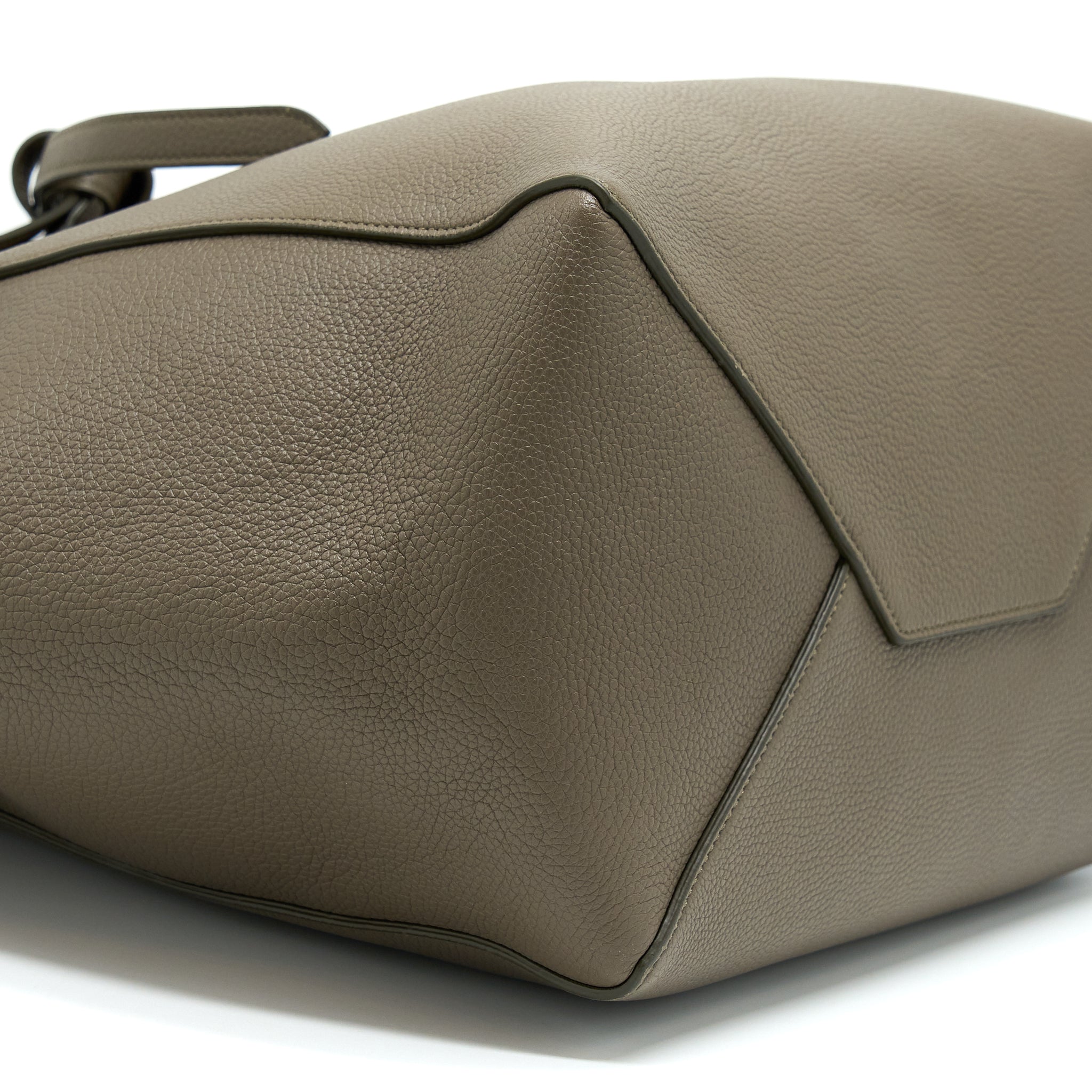 CELINE SMALL CABAS PHANTOM SOFT GRAINED CALFSKIN GREY GHW