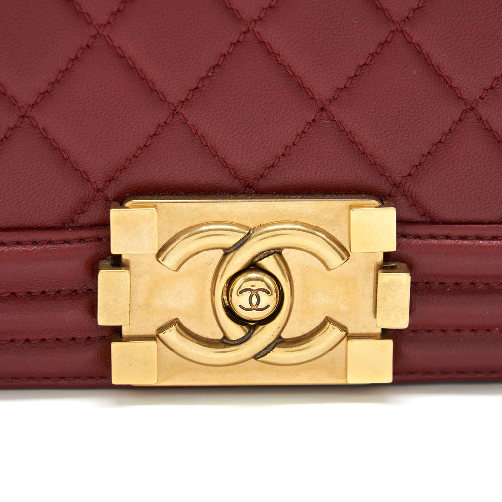 CHANEL MEDIUM BOY BAG LAMBSKIN BURGUNDY GHW