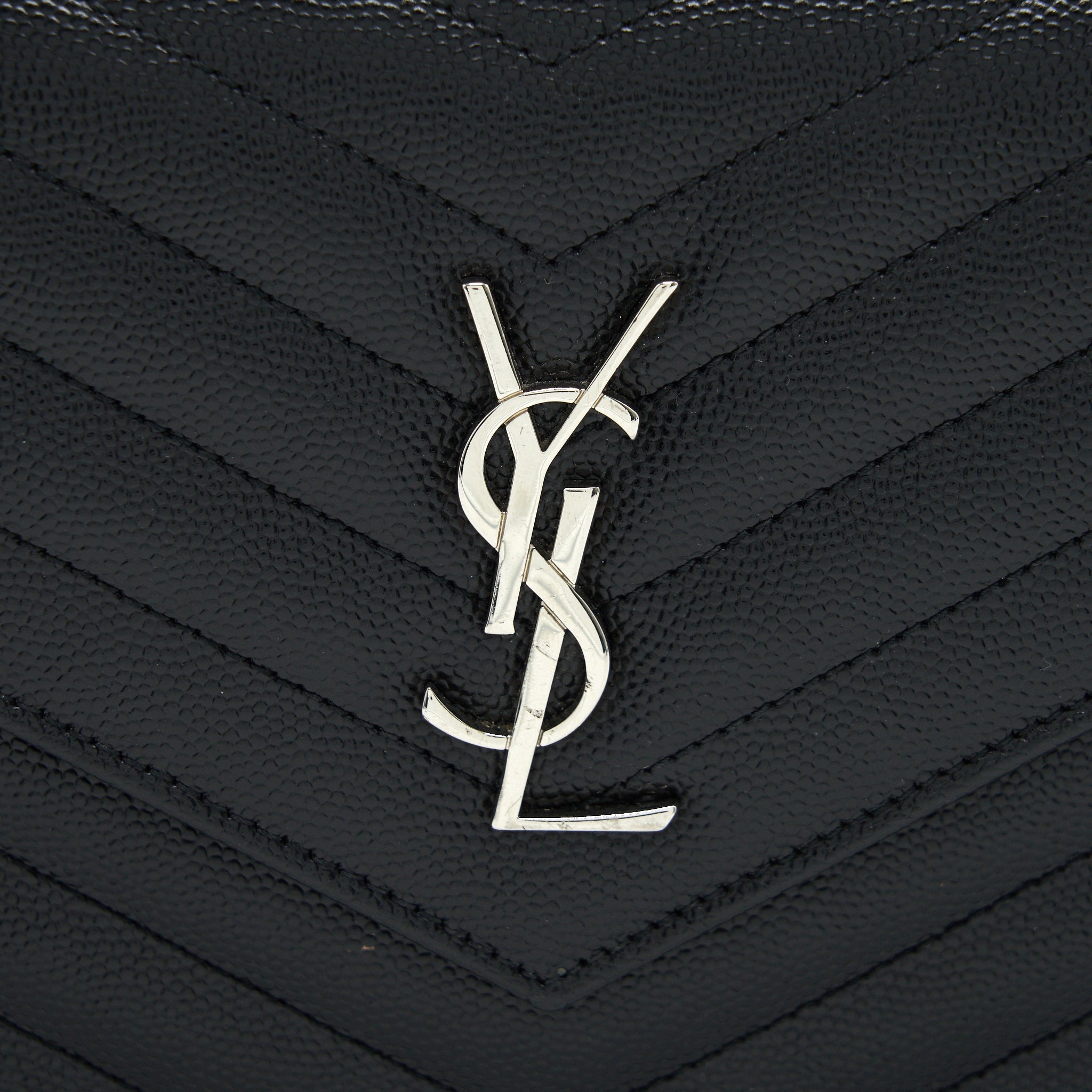 SAINT LAURENT GRAINED CALFSKIN ENVELOPE WALLET ON CHAIN BLACK SHW