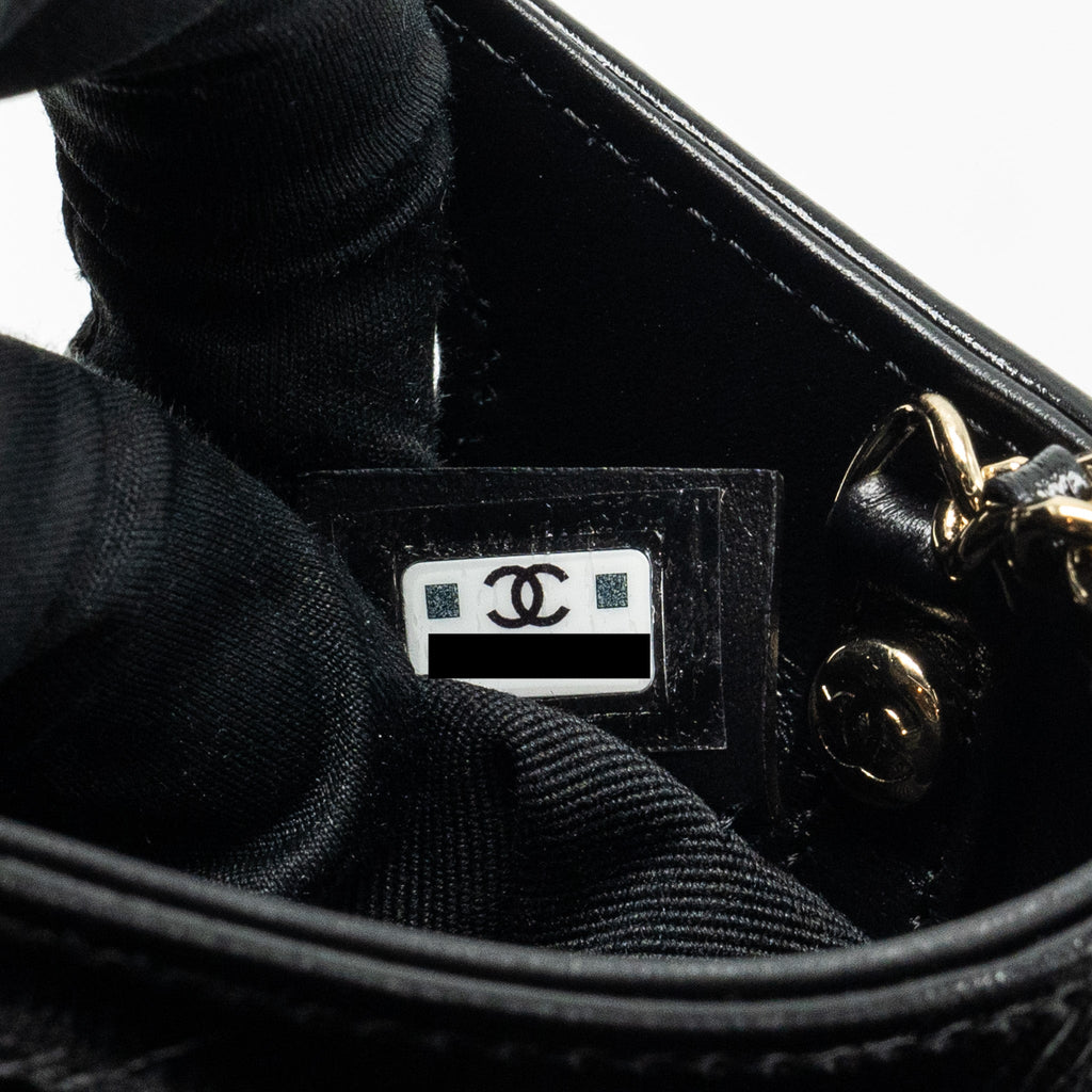 CHANEL MINI 31 CLUTCH WITH CHAIN SHINY CALFSKIN BLACK LGHW (MICROCHIP)