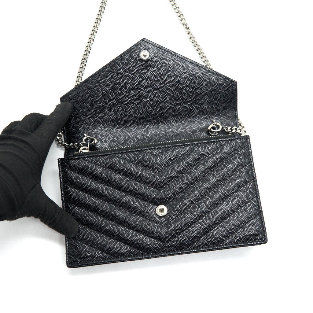SAINT LAURENT GRAINED CALFSKIN ENVELOPE WALLET ON CHAIN BLACK SHW