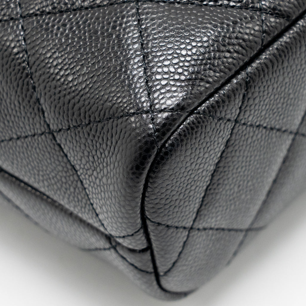 CHANEL 25C QUILTED HOBO BAG CAVIAR BLACK LGHW (MICROCHIP)