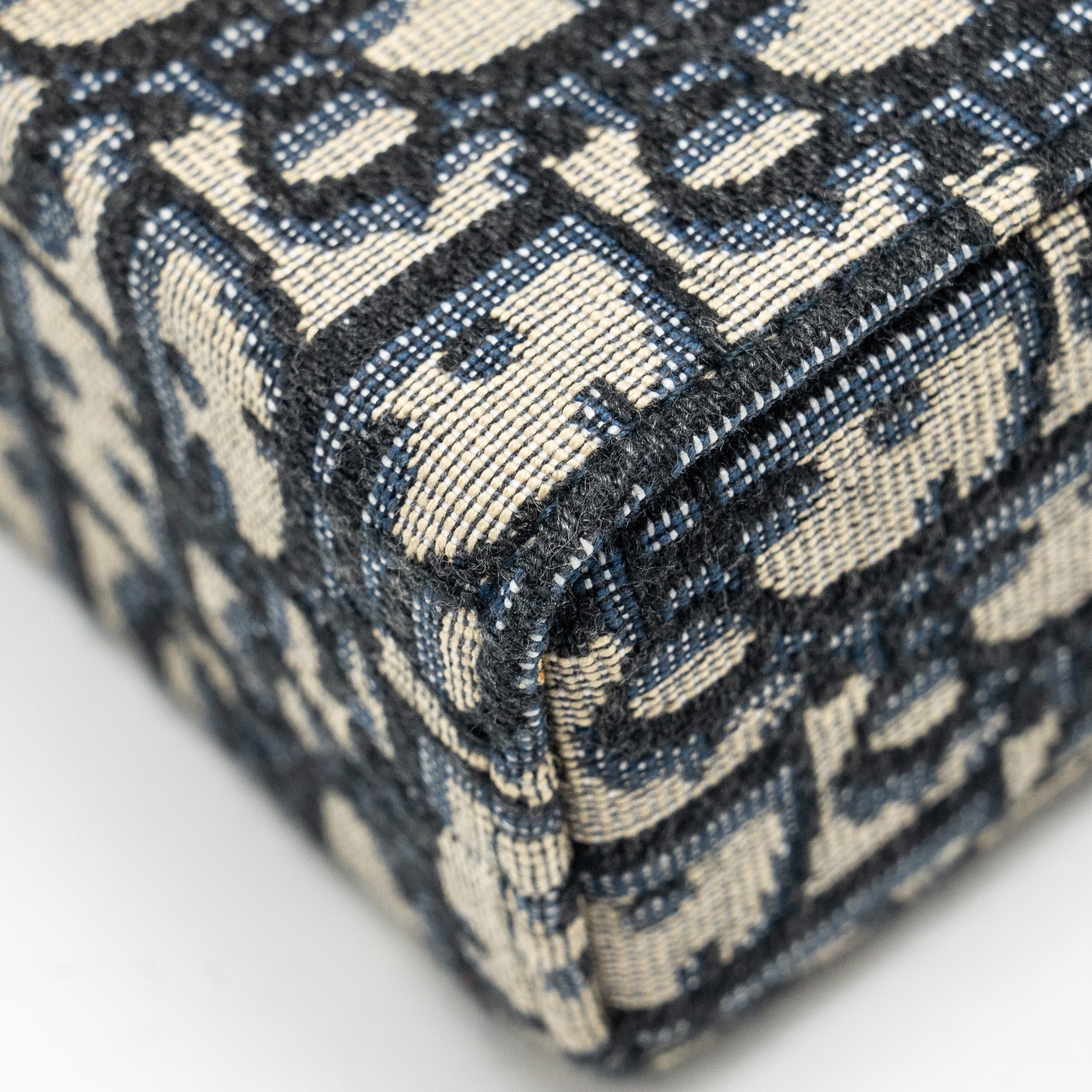 DIOR 30 MONTAIGNE BOX BLUE OBLIQUE JACQUARD GHW