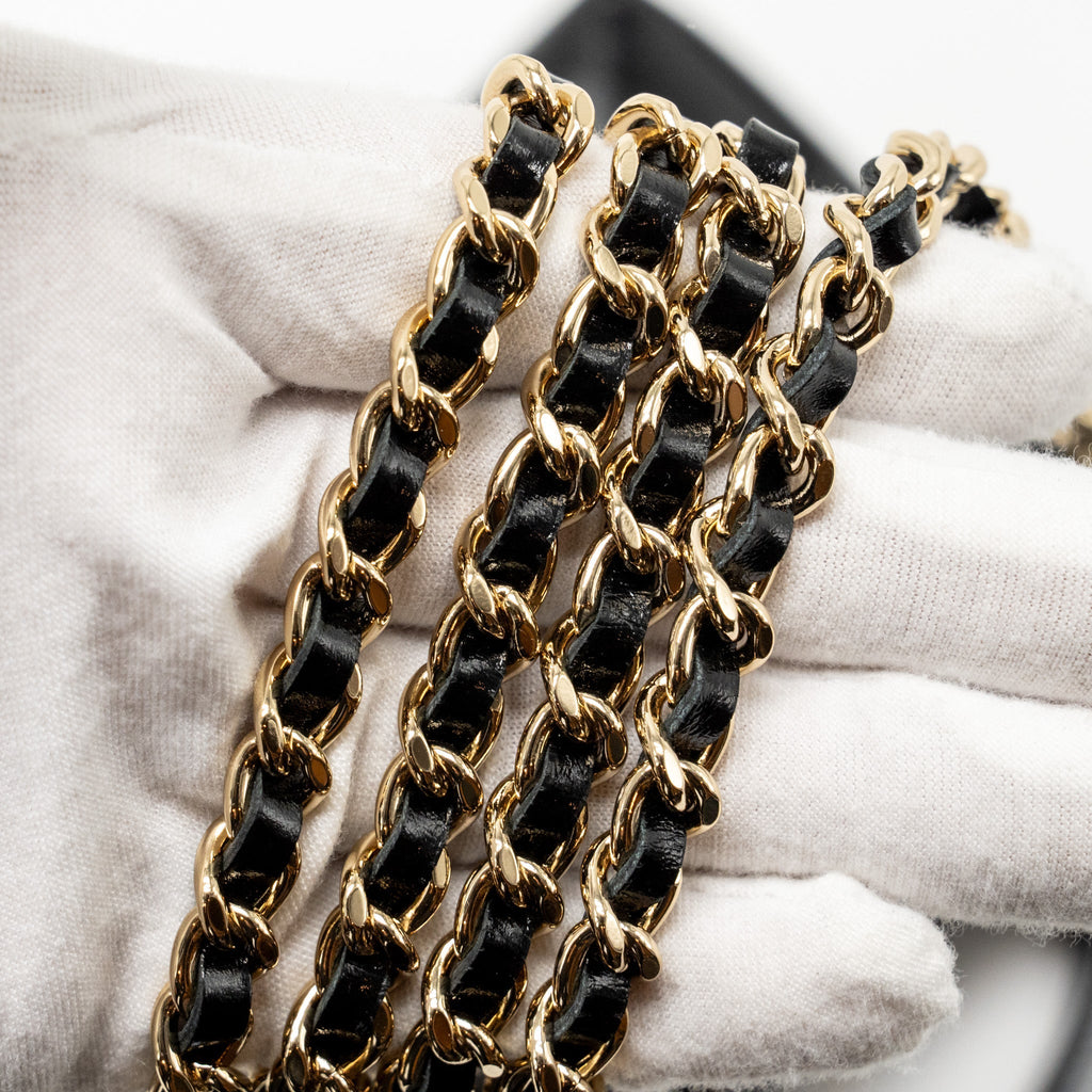 CHANEL 24C MINI 31 CLUTCH WITH CHAIN SHINY CALFSKIN BLACK LGHW (MICROCHIP)