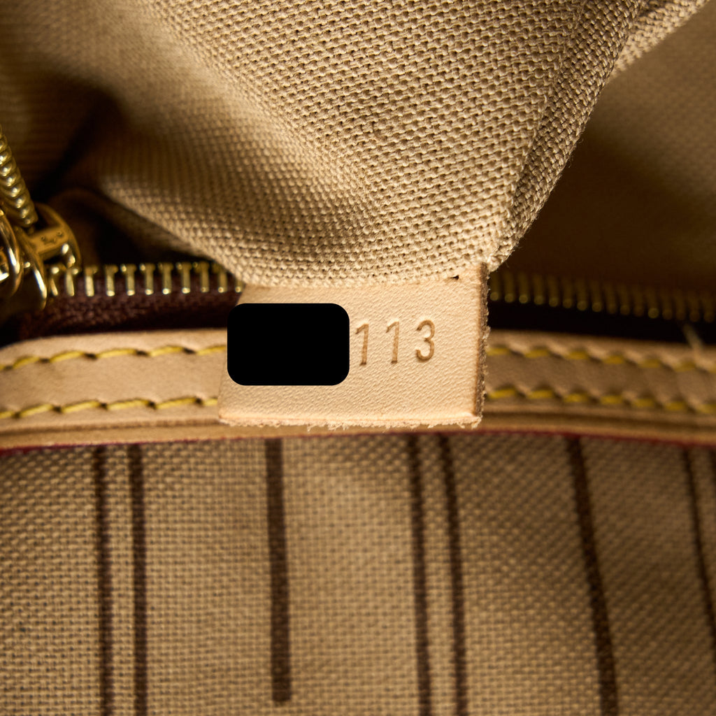 LOUIS VUITTON DELIGHTFUL MM MONOGRAM CANVAS GHW