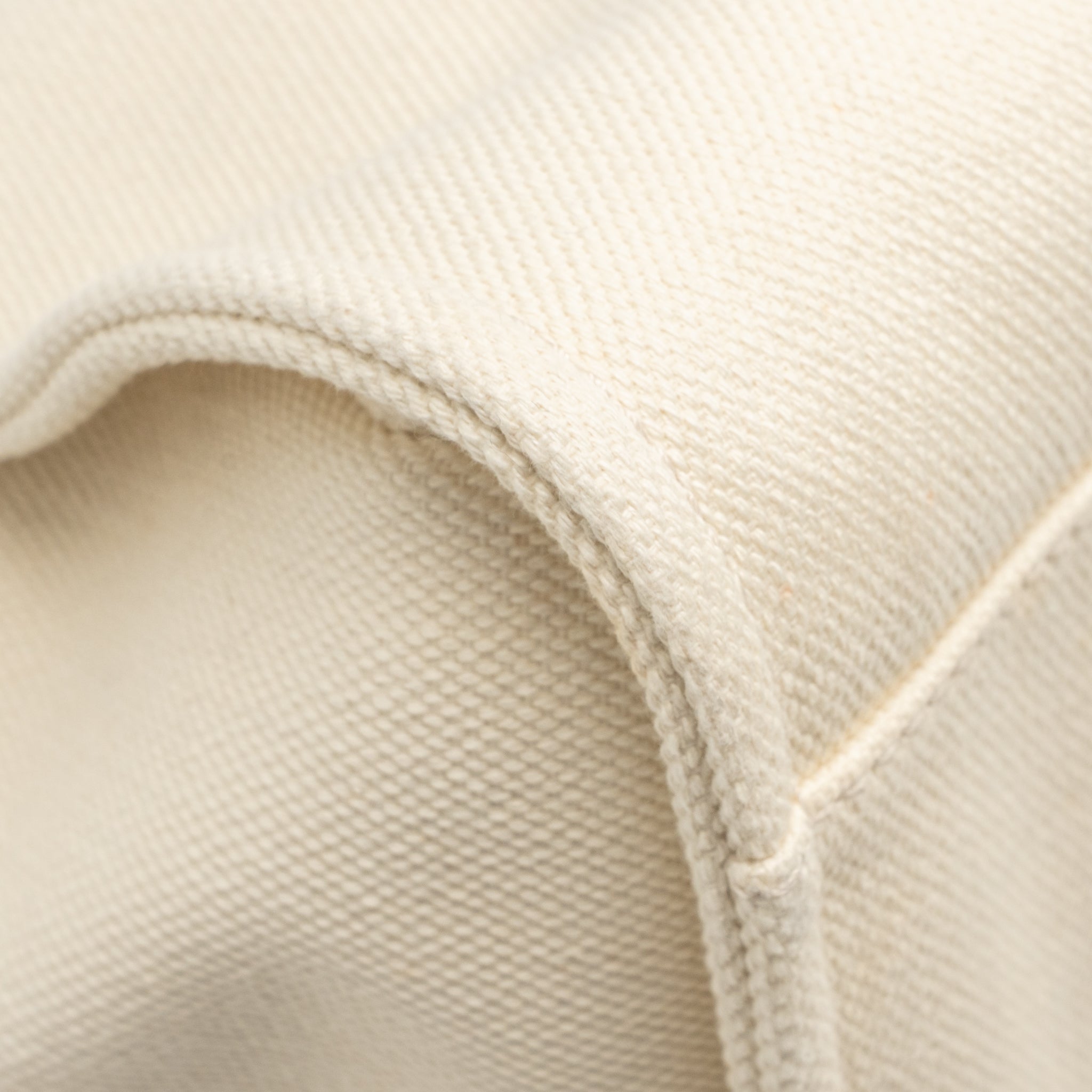 CHANEL DEAUVILLE TOTE BAG WITH PEARL LOGO FABRIC/LEATHER CREAMY WHITE/BEIGE LGHW