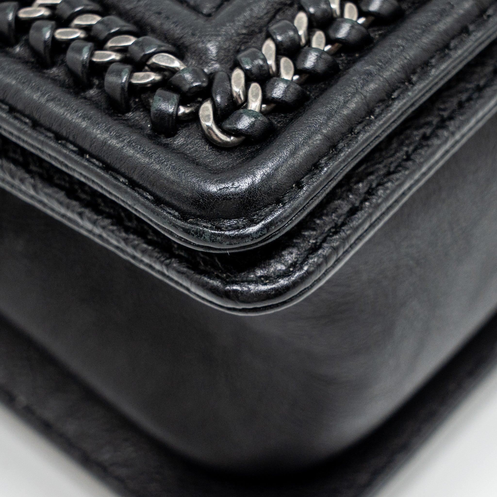 CHANEL TOP HANDLE BOY BAG LIMITED EDITION GRAINED CALFSKIN BLACK RUTHENIUM SILVER HARDWARE