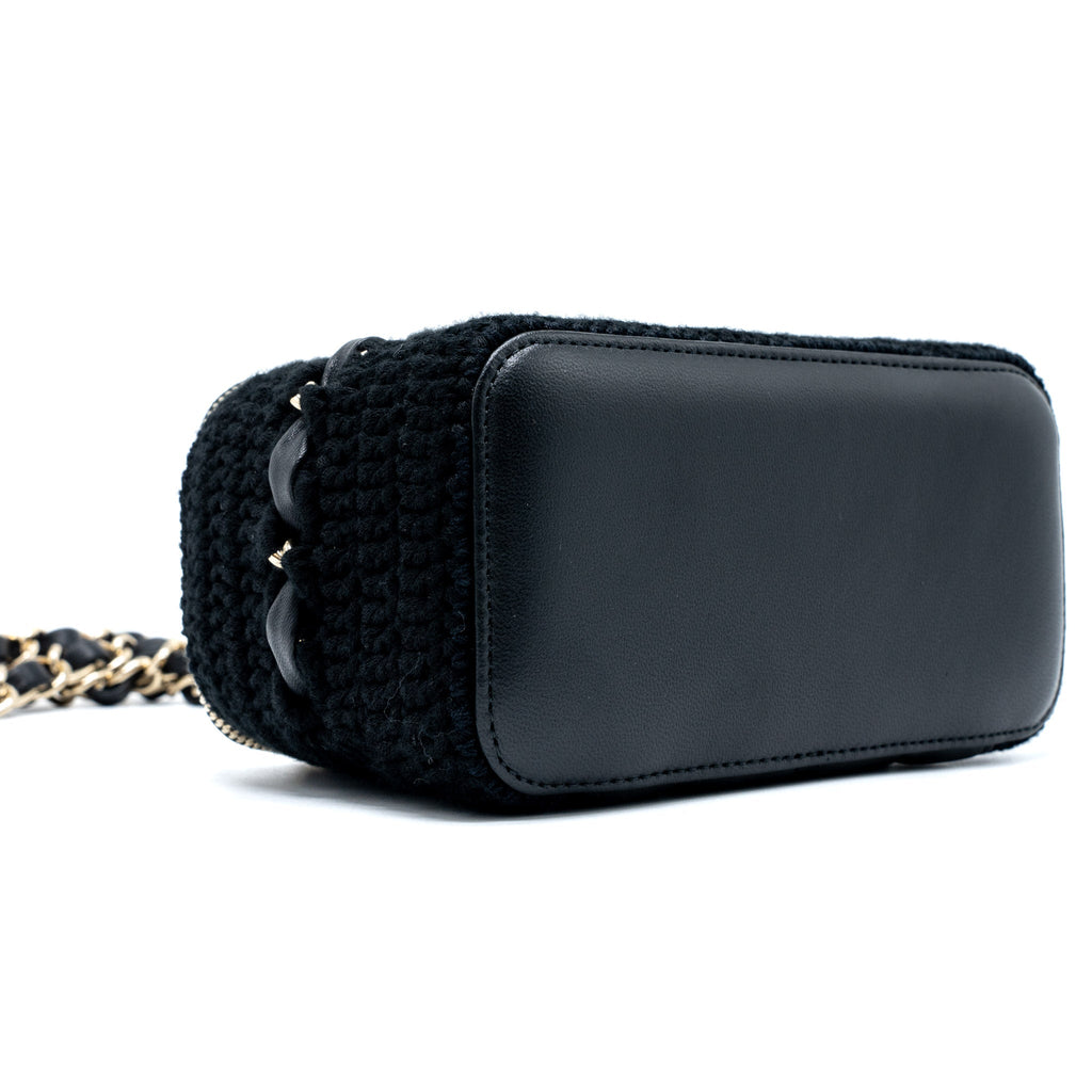 CHANEL LONG VANITY WITH GIANT CHAIN TWEED/LAMBSKIN BLACK LGHW