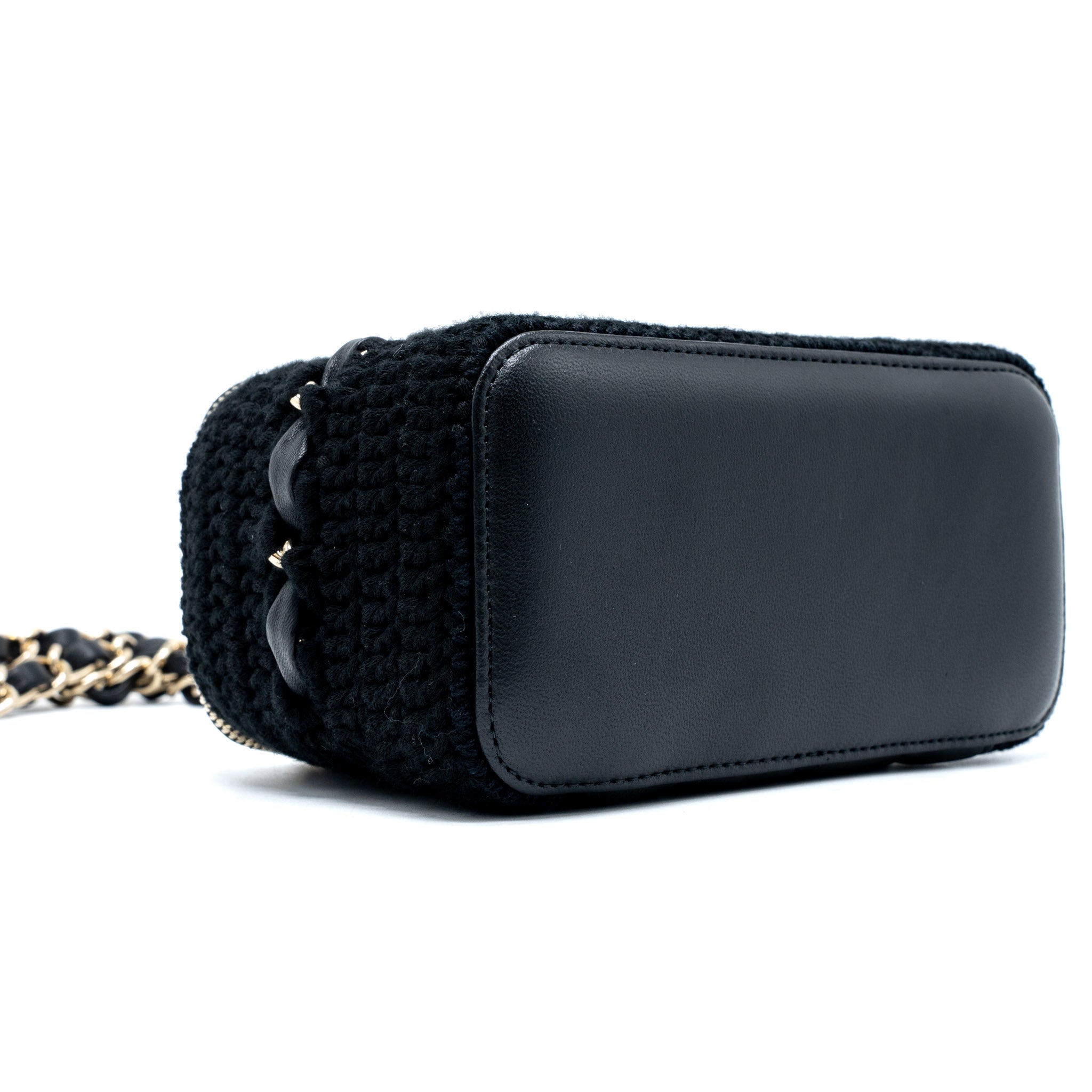 CHANEL LONG VANITY WITH GIANT CHAIN TWEED/LAMBSKIN BLACK LGHW