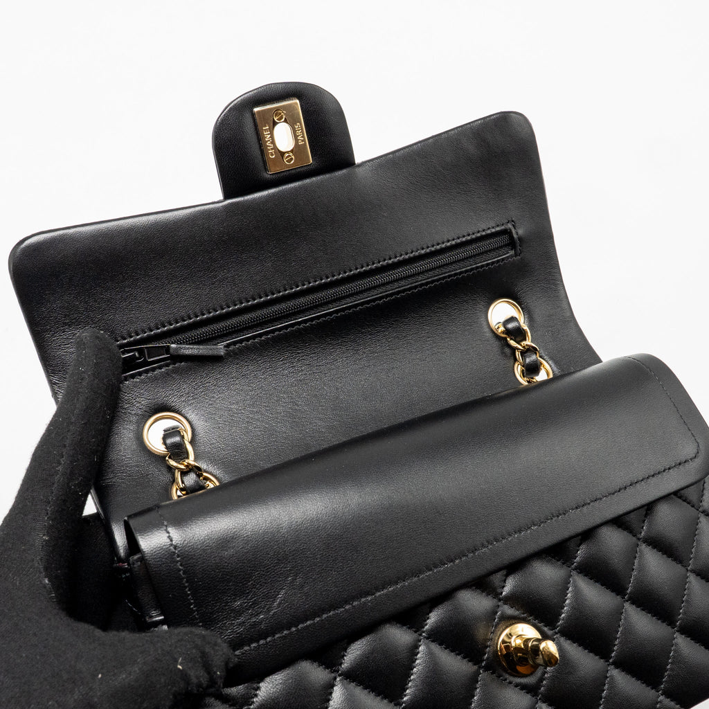 CHANEL SMALL CLASSIC DOUBLE FLAP BAG LAMBSKIN BLACK LGHW (MICROCHIP)
