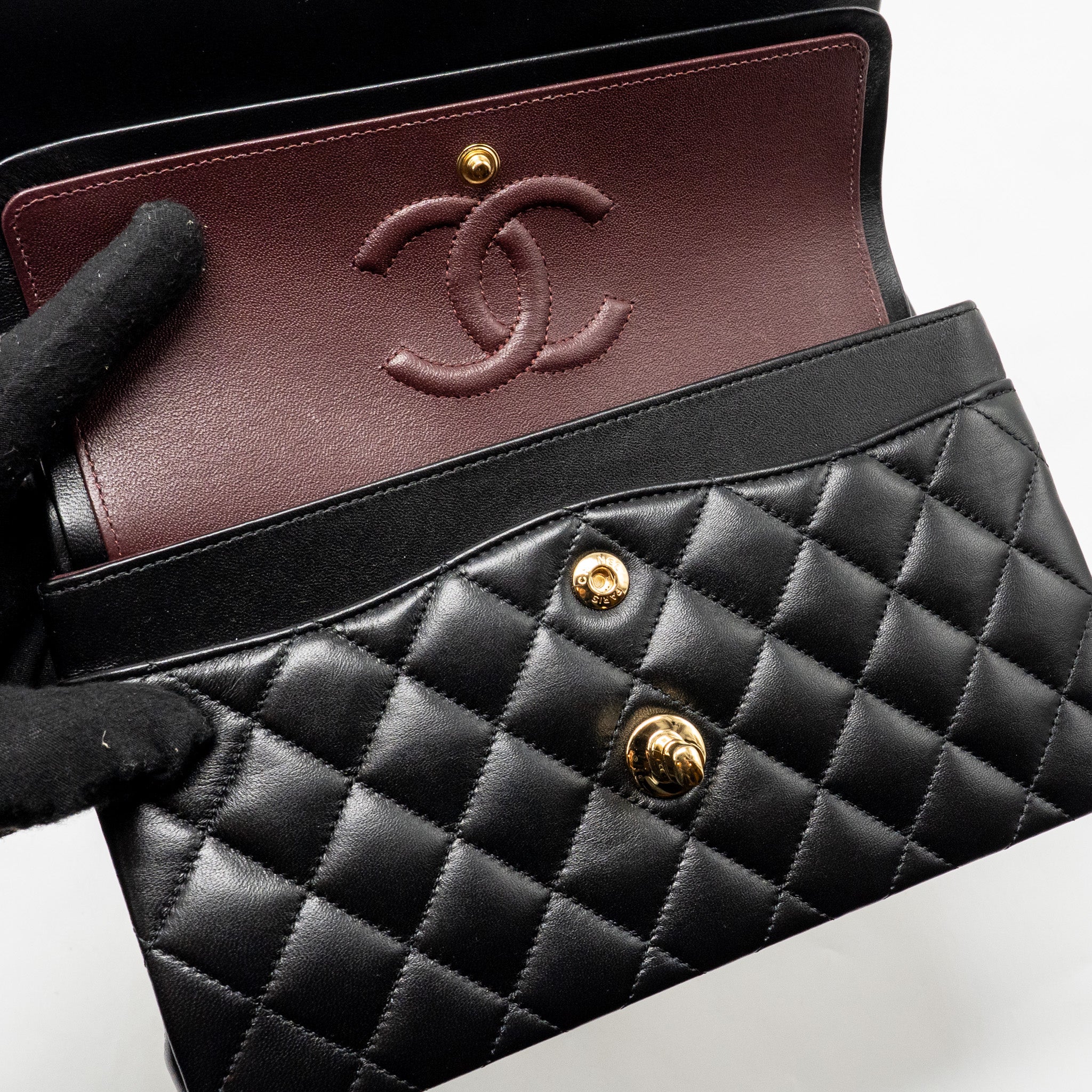 CHANEL SMALL CLASSIC DOUBLE FLAP BAG LAMBSKIN BLACK LGHW (MICROCHIP)