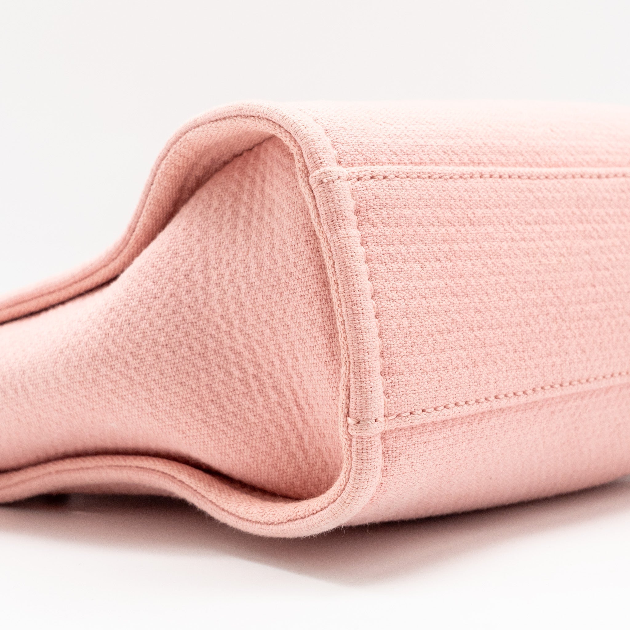 CHANEL DEAUVILLE PM TOTE BAG CANVAS PINK SHW (MICROCHIP)