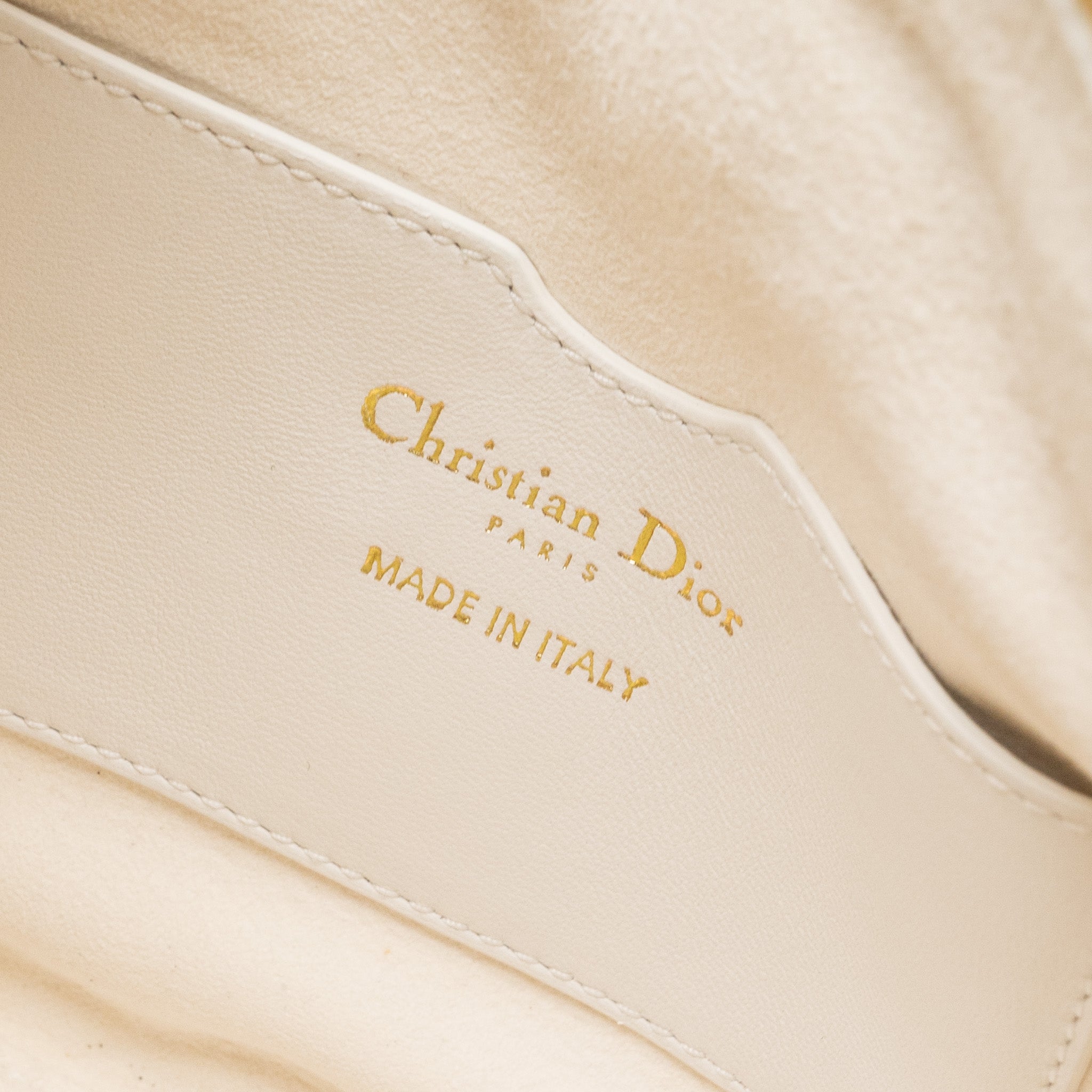 DIOR MEDIUM DIOR VIBE HOBO BAG LAMBSKIN WHITE SHW