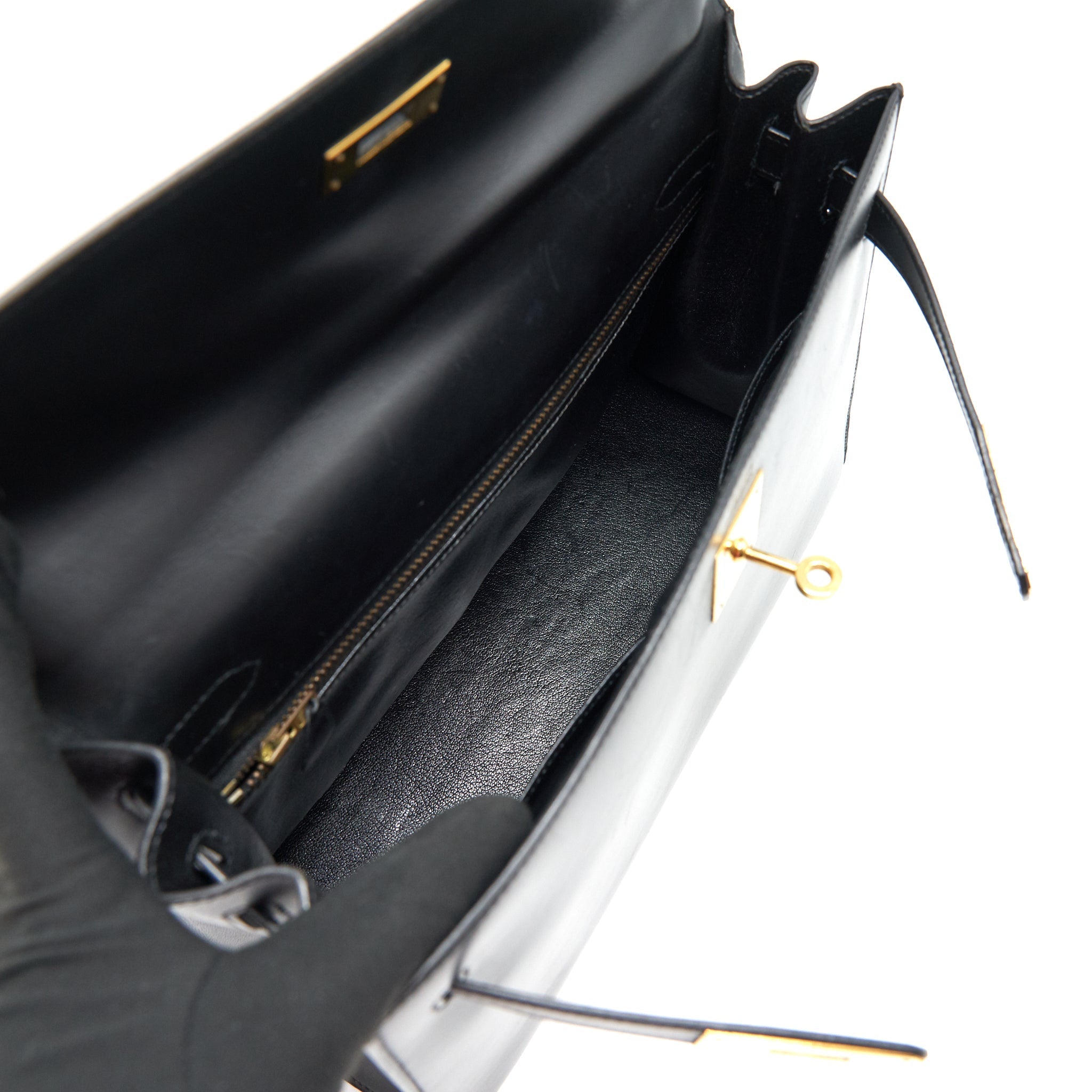 HERMES VINTAGE KELLY 32 BOX LEATHER BLACK GHW (STRAP MISSING)