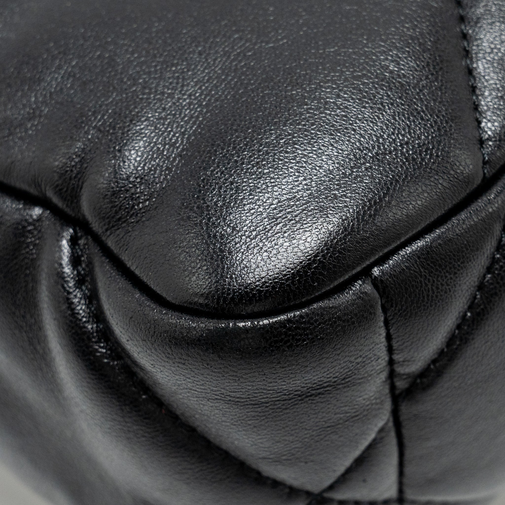 CHANEL SMALL 19 BAG LAMBSKIN BLACK GHW (MICROCHIP)