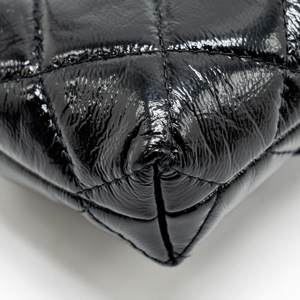 CHANEL 24A BOWKNOT CLUTCH WITH CHAIN PATENT CRUMPLED LAMBSKIN/SHINY LAMBSKIN BLACK GHW (MICROCHIP)
