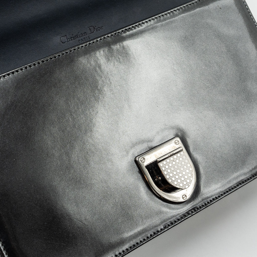 DIOR MEDIUM DIORAMA CALFSKIN METALLIC SILVER SHW