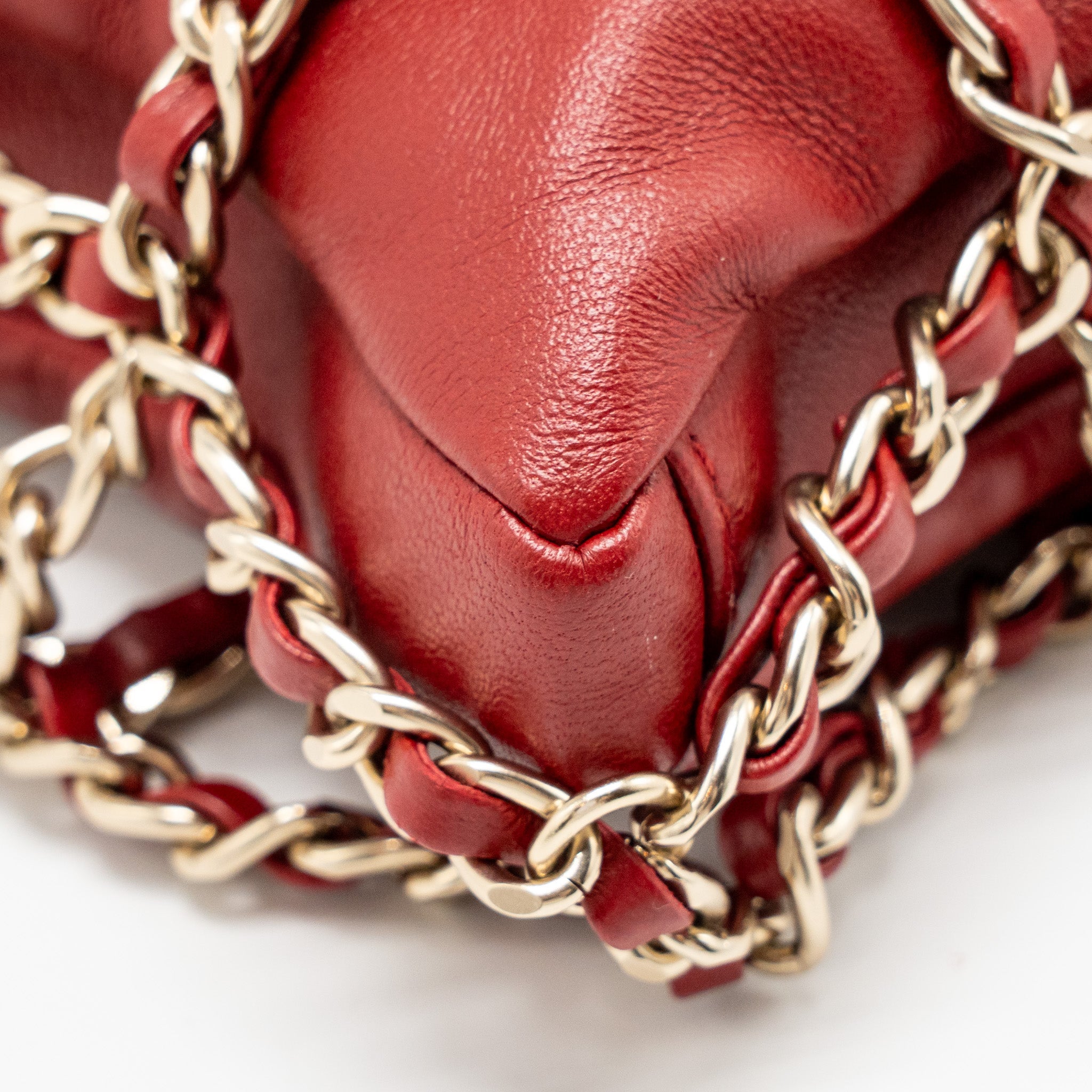 CHANEL 20A CHAIN FRAME CC CHARM SHOPPING TOTE BAG LAMBSKIN RED LGHW
