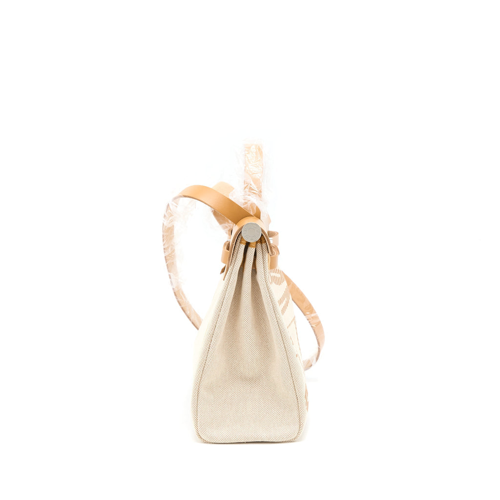 HERMES HERBAG ZIP 31 TOILE H EN RELIEF BRIDES SABLE/ ECRU BEIGE/ NAT SABLE