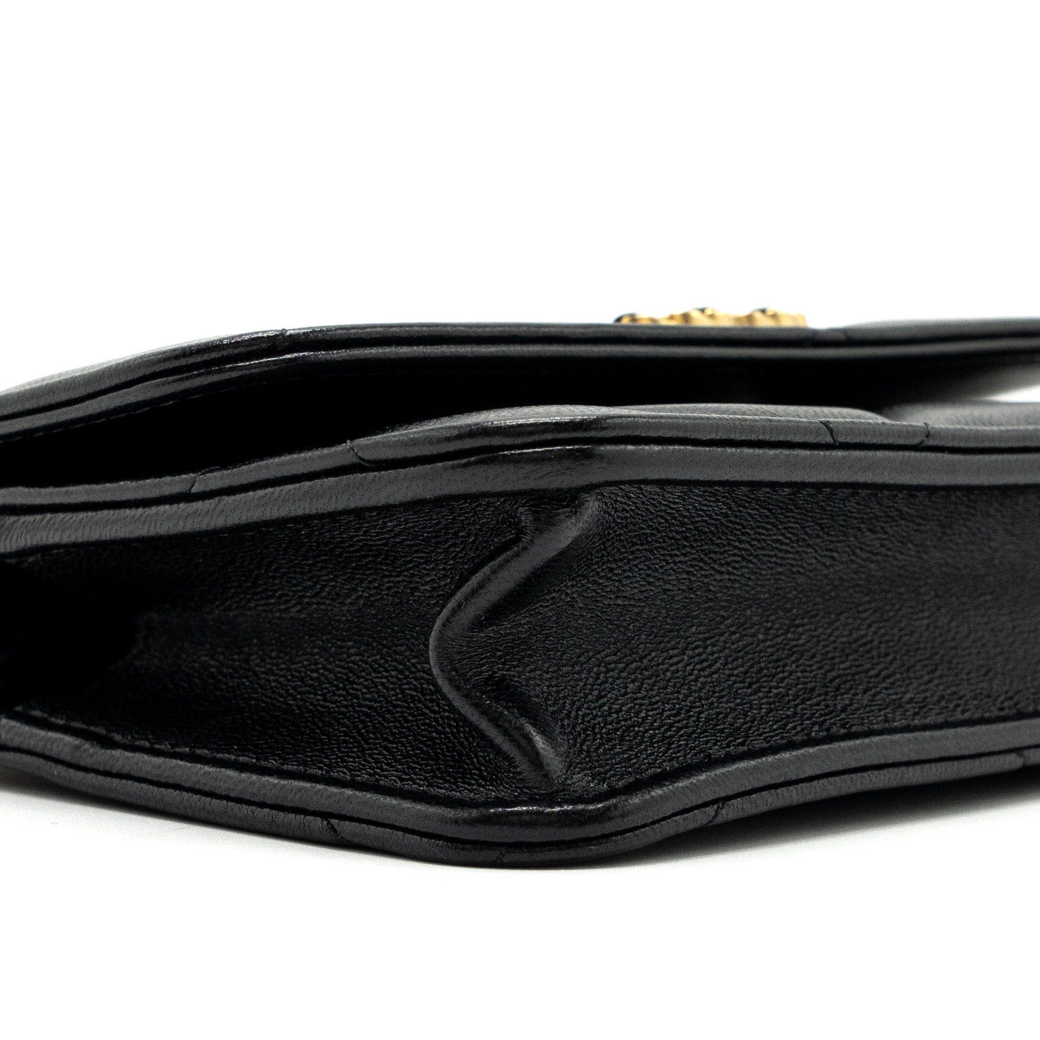 CHANEL MINI 19 WALLET ON CHAIN LAMBSKIN BLACK MULTICOLOUR HARDWARE (MICROCHIP)