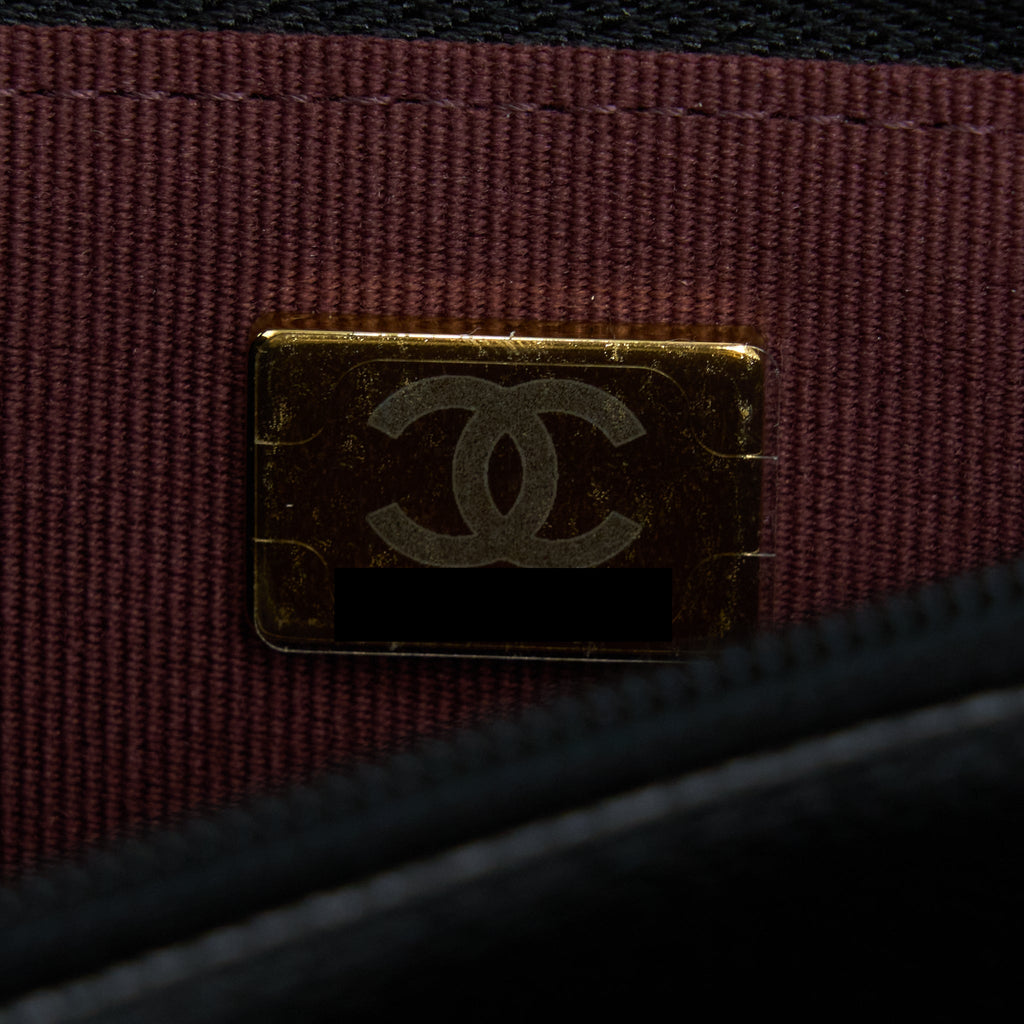 CHANEL CLASSIC WALLET ON CHAIN CAVIAR BLACK GHW (MICROCHIP)