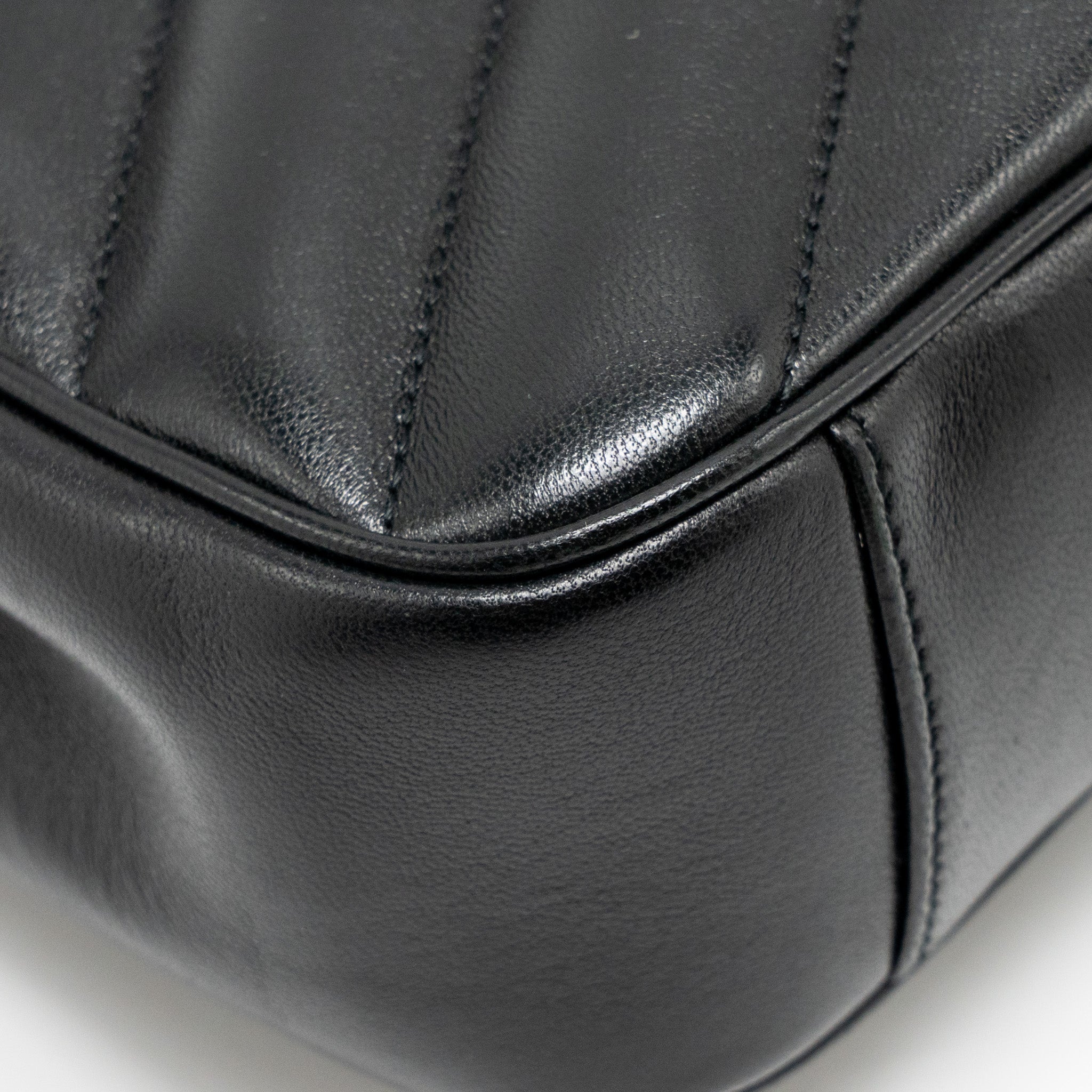 SAINT LAURENT/YSL SMALL LOULOU BAG LAMBSKIN BLACK GHW