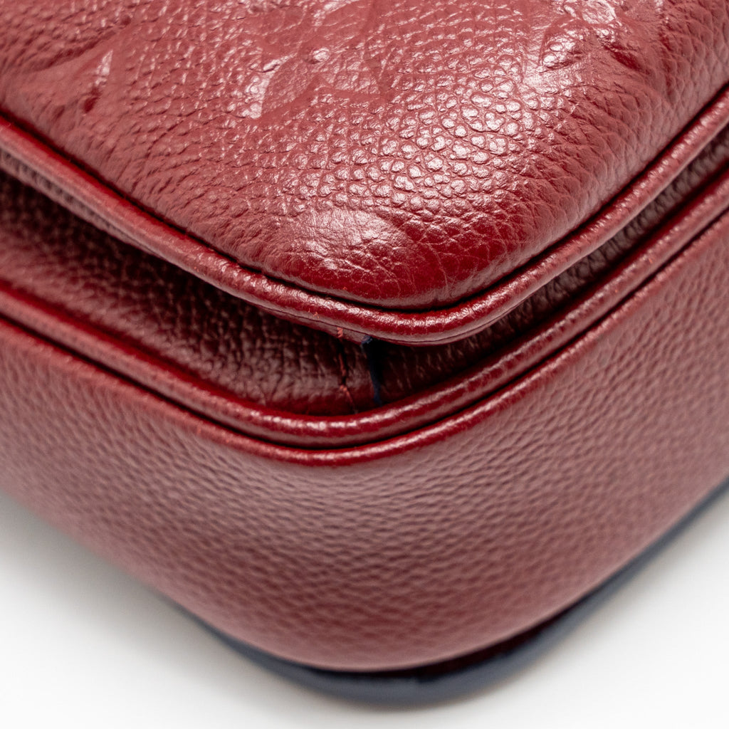 LOUIS VUITTON POCHETTE MÉTIS MONOGRAM EMPREINTE DARK RED GHW
