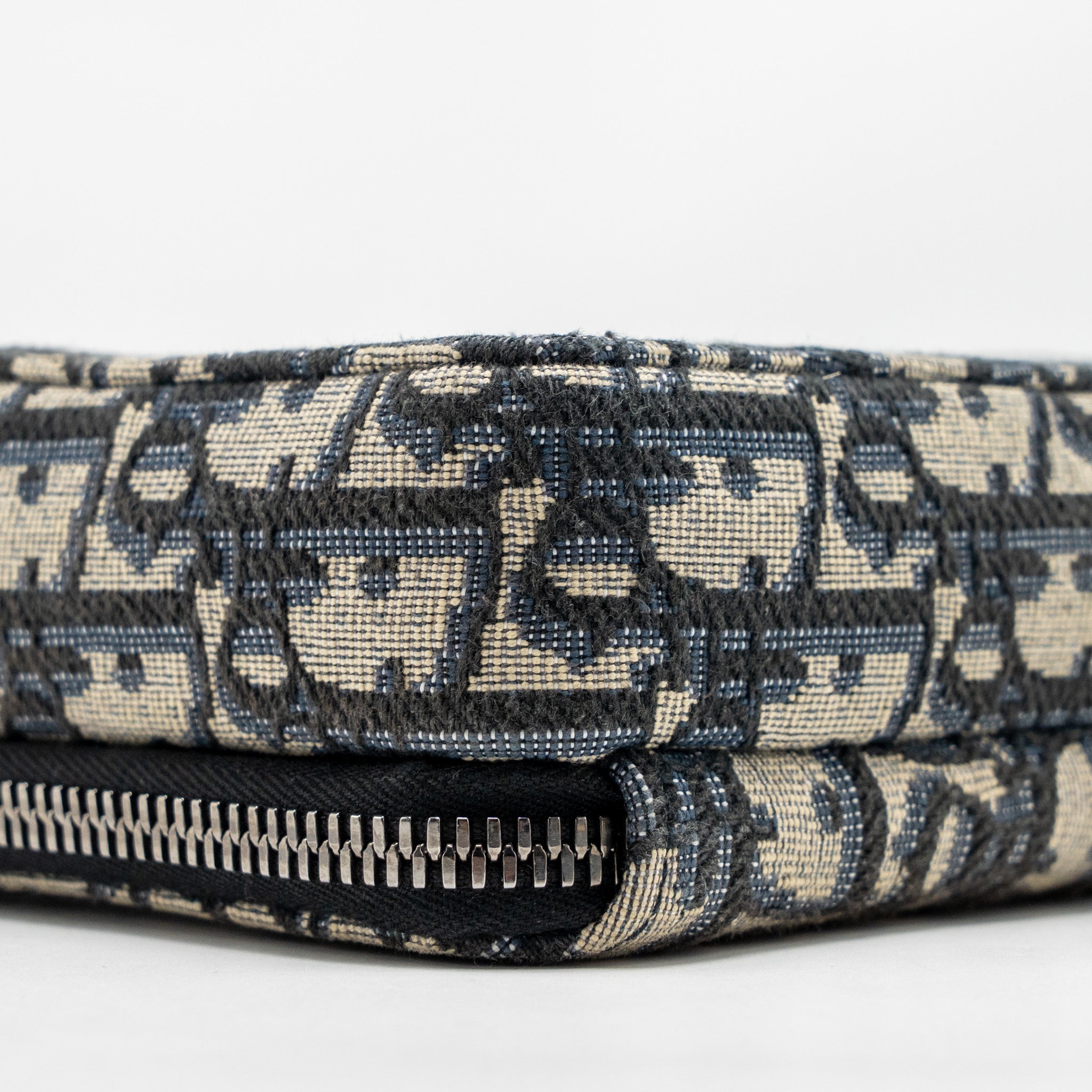 DIOR WALLET ON STRAP OBLIQUE JACQUARD CANVAS/LEATHER BLUE SHW