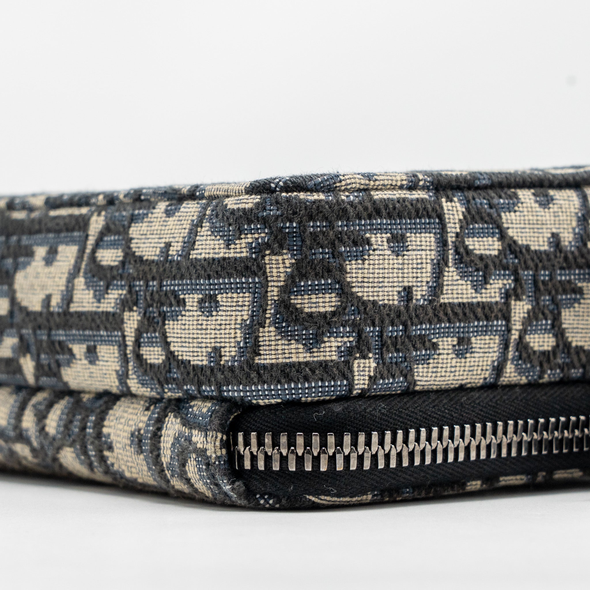 DIOR WALLET ON STRAP OBLIQUE JACQUARD CANVAS/LEATHER BLUE SHW