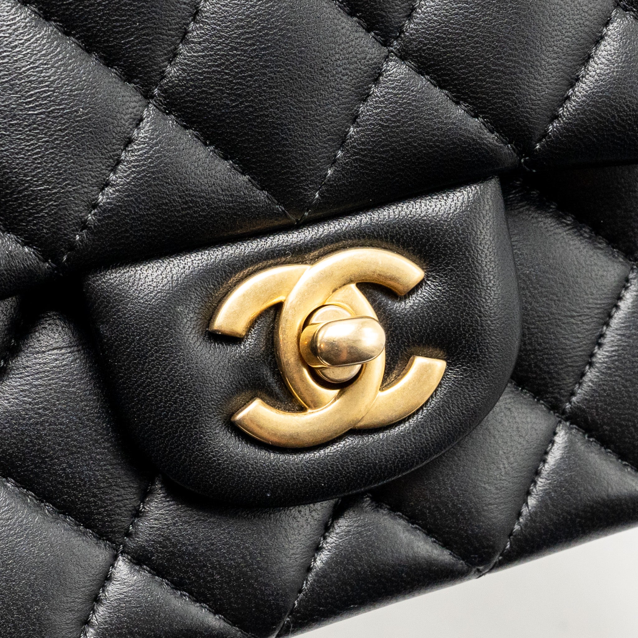 CHANEL TOP HANDLE MINI RECTANGULAR LAMBSKIN BLACK GHW (MICROCHIP)