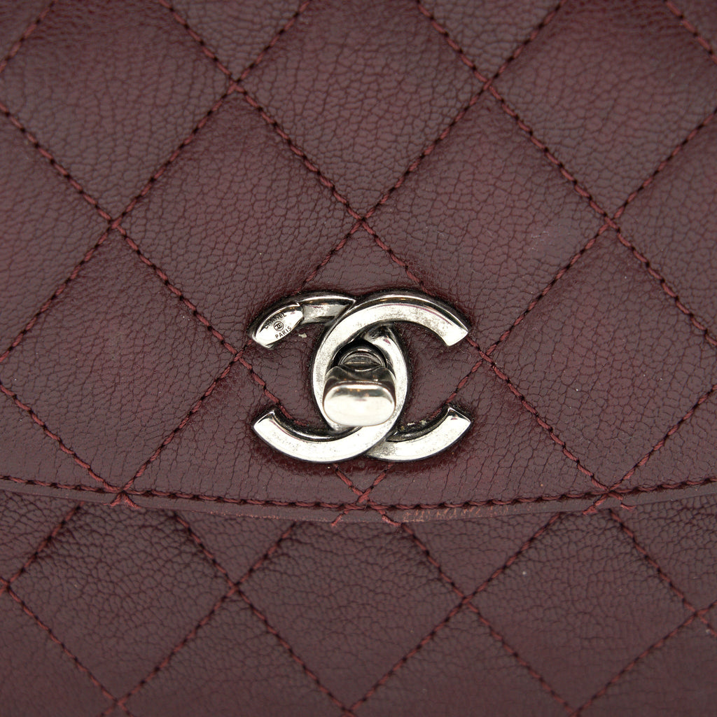 CHANEL SMALL FLAP BAG WITH CHAIN BURGUNDY SHW