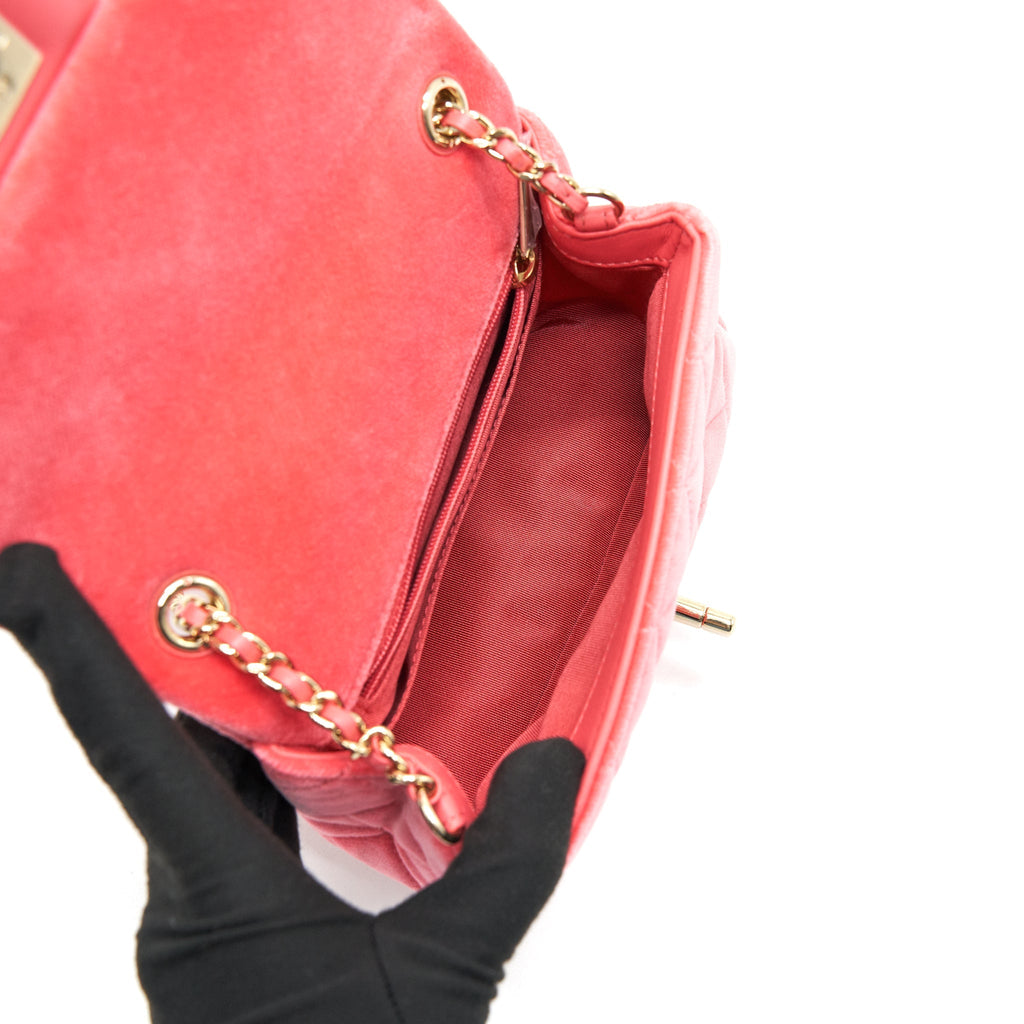 CHANEL VELVET QUILTED MINI SQUARE PEARL CRUSH FLAP BAG PINK