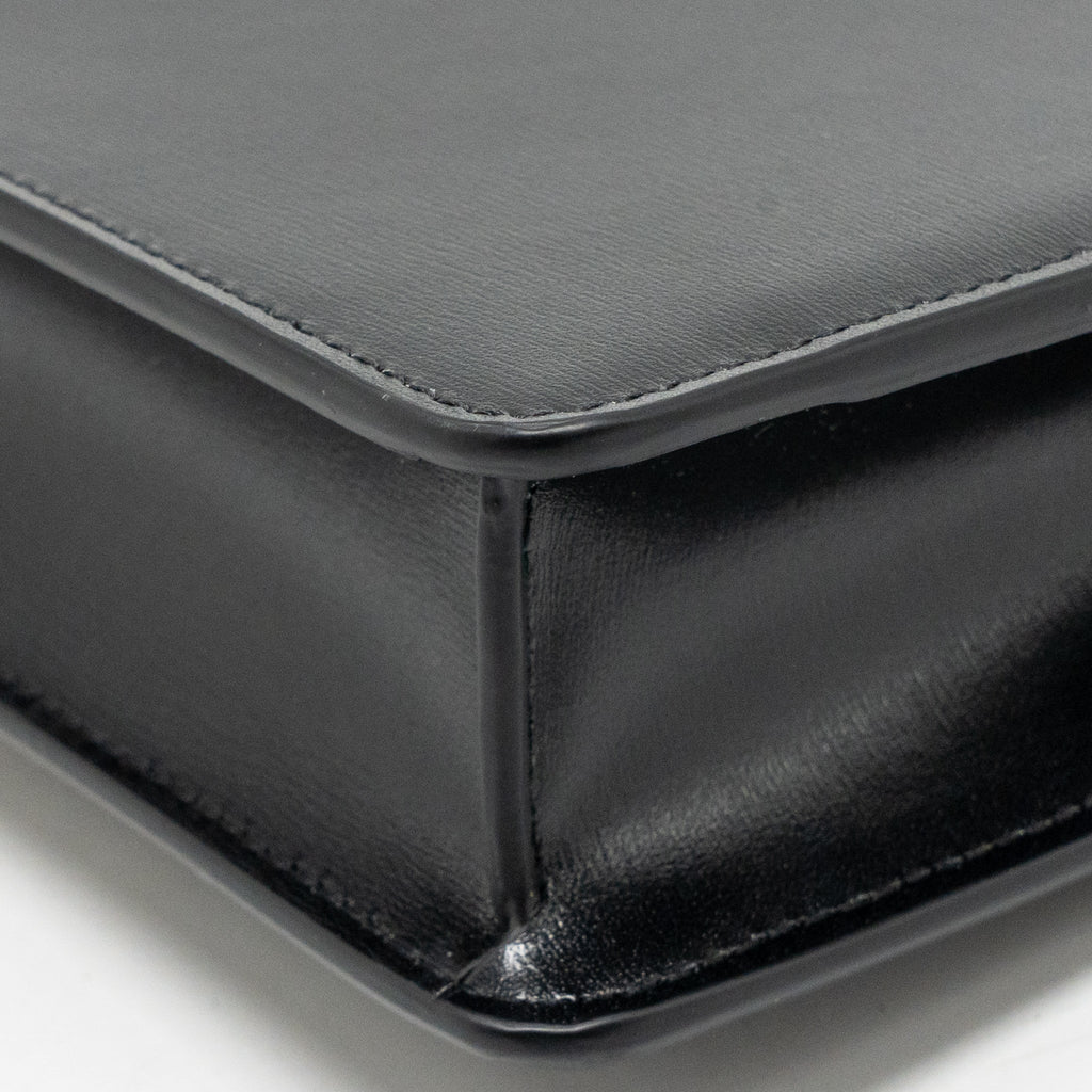 CELINE WALLET ON CHAIN MARGO CALFSKIN BLACK GHW