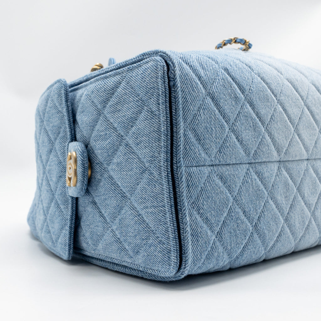 CHANEL 25 MEDIUM HANDBAG WASHED DENIM BLUE GHW (MICROCHIP)
