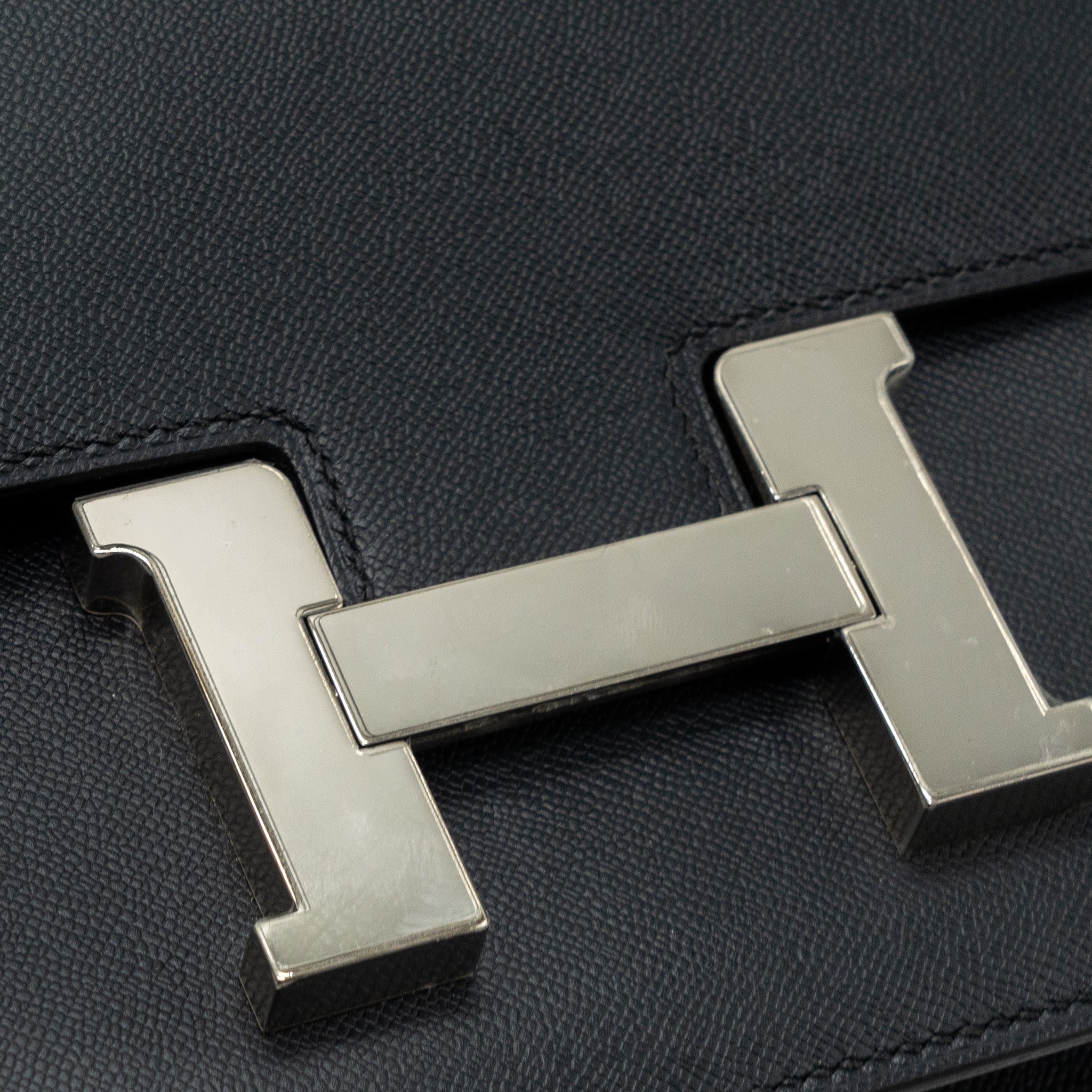 HERMES CONSTANCE 24 GRAINE MONSIEUR 7I BLUE DE MINUIT SHW