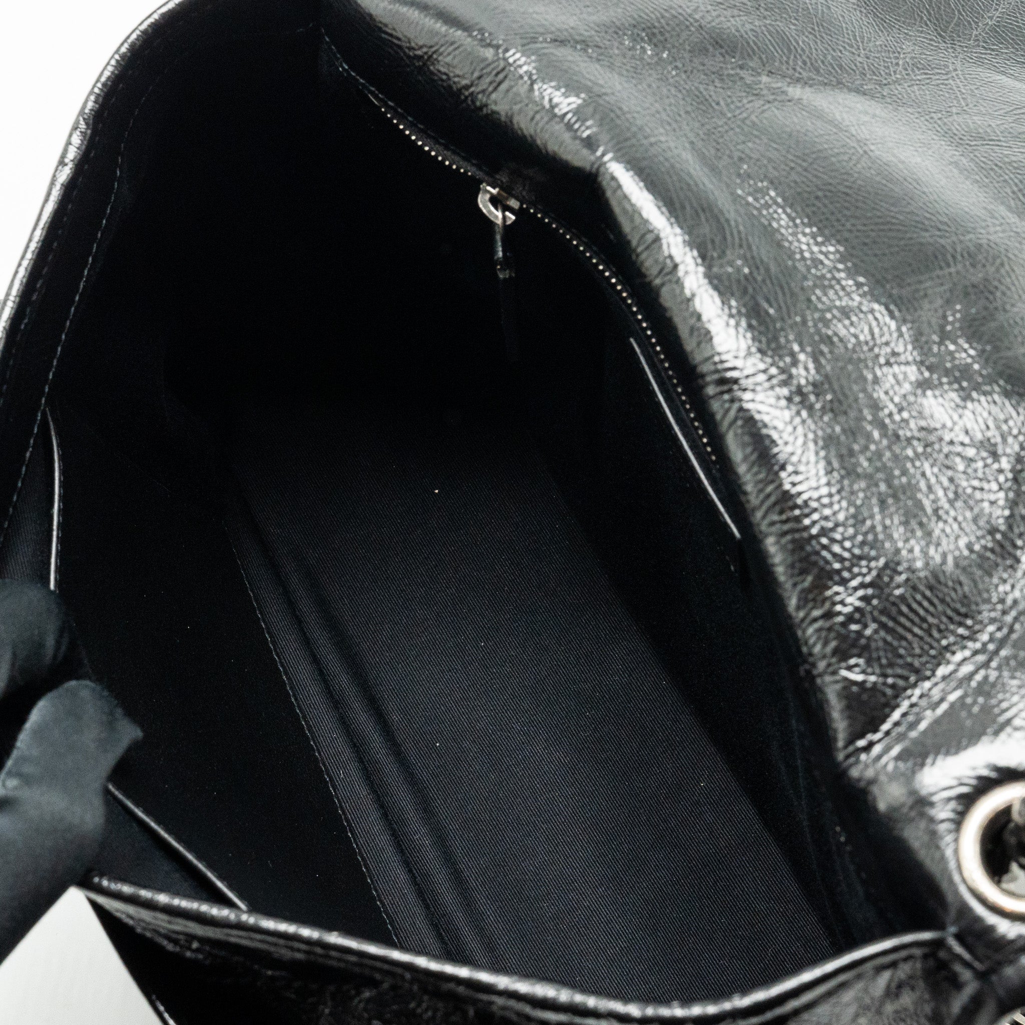 SAINT LAURENT/ YSL MEDIUM NIKI CALFSKIN BLACK SHW