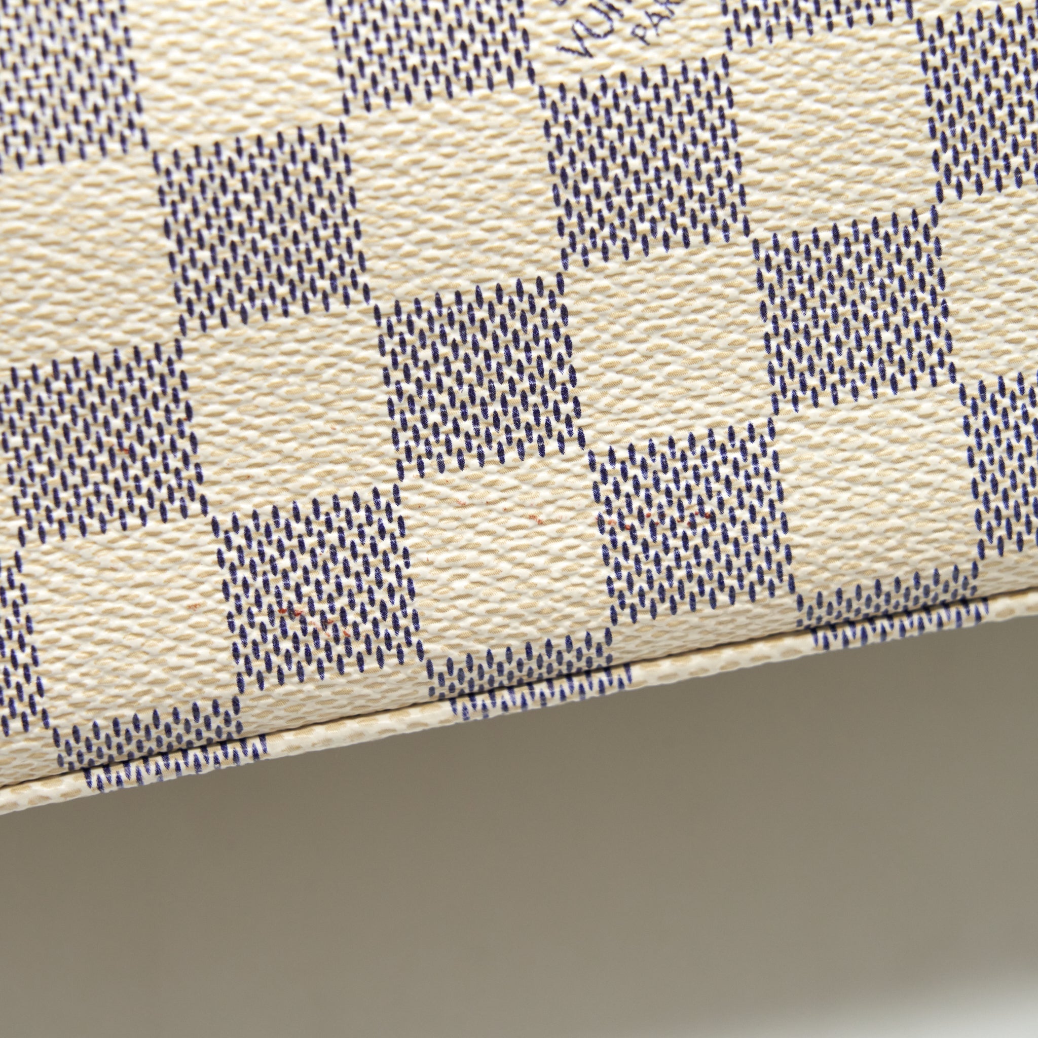 LOUIS VUITTON HAMPSTEAD PM DAMIER AZUR CANVAS GHW