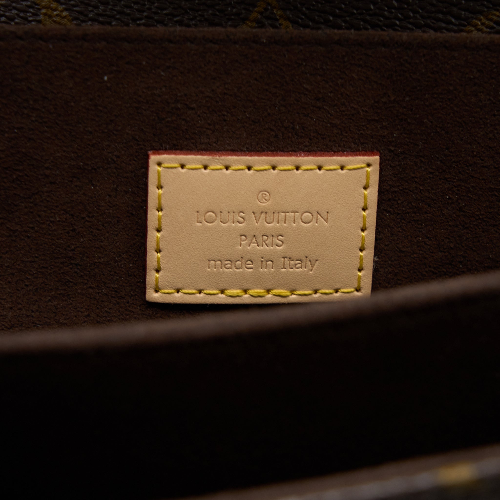 LOUIS VUITTON POCHETTE MÉTIS MONOGRAM CANVAS GHW
