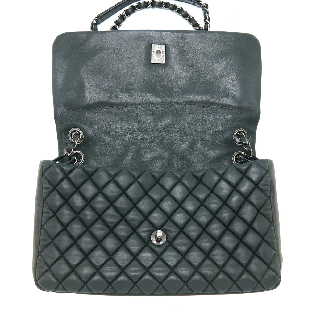 CHANEL QUILTED FLAP BAG IRIDESCENT CALFSKIN DARK GREEN RUTHENIUM SHW