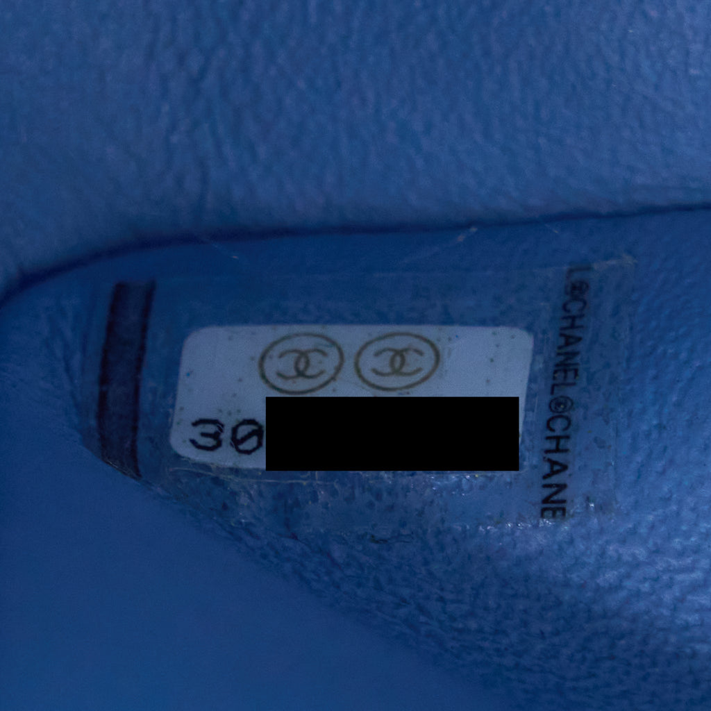 CHANEL CLASSIC FLAP BAG LAMBSKIN NA104 LIGHT BLUE LGHW