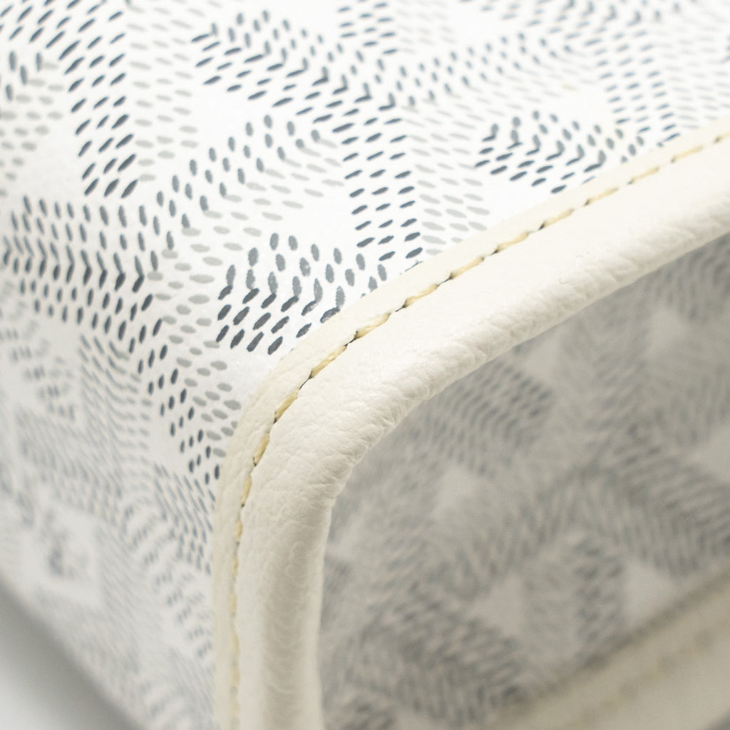GOYARD JOUVENCE MM TOILETRY BAG GOYARDINE CANVAS WHITE SHW