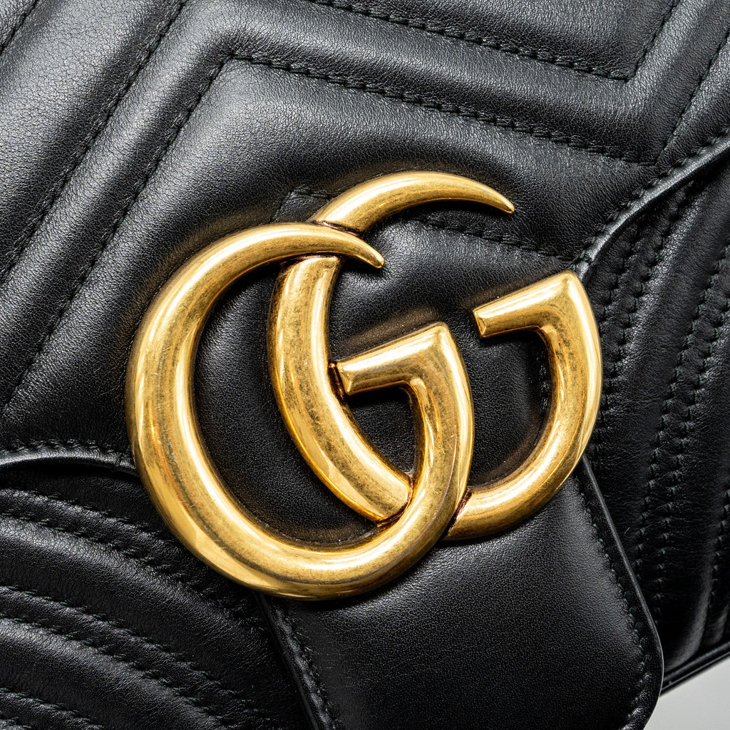 GUCCI MEDIUM GG MARMONT BAG CALFSKIN BLACK GHW