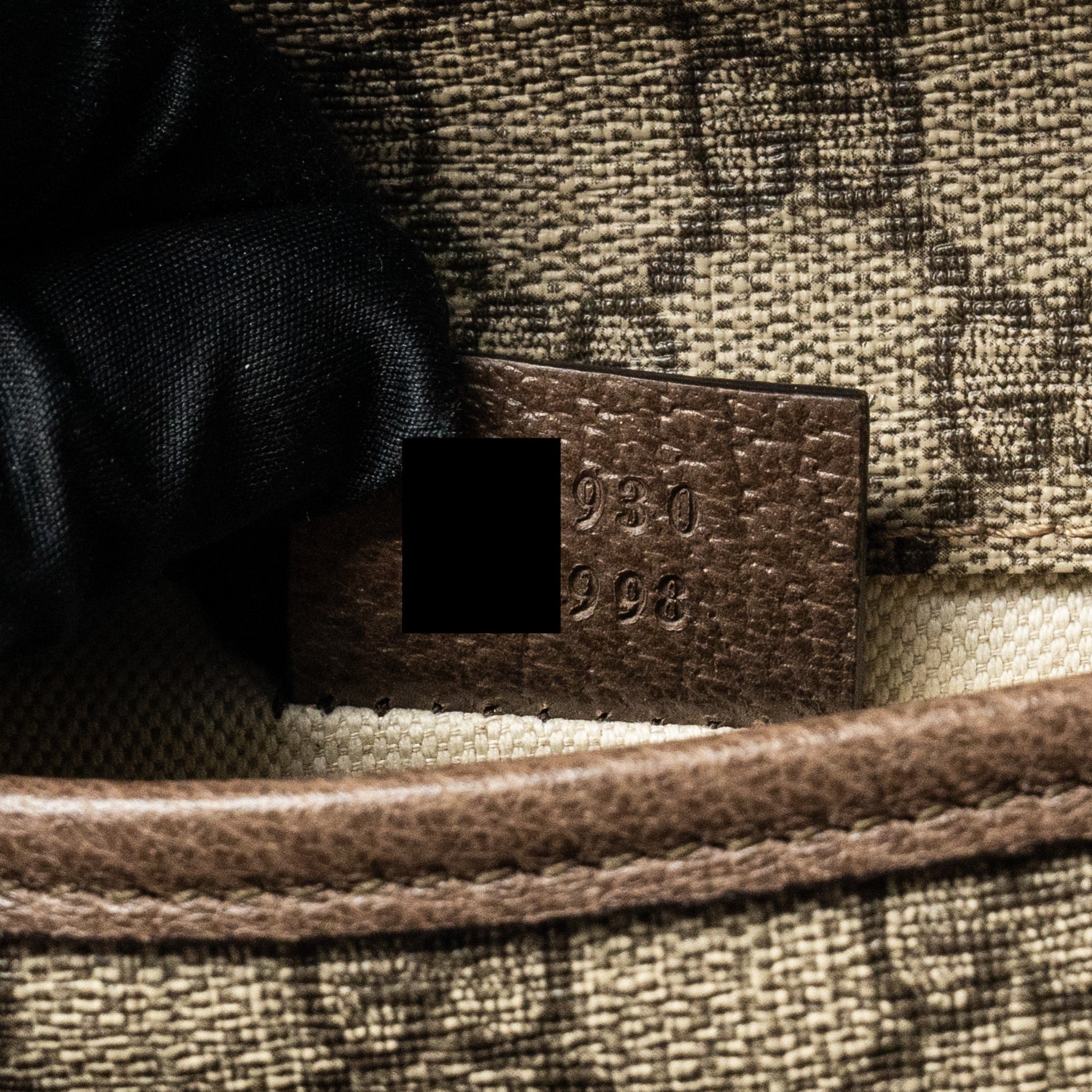 GUCCI NEO VINTAGE BELT BAG GG SUPREME/CANVAS GHW