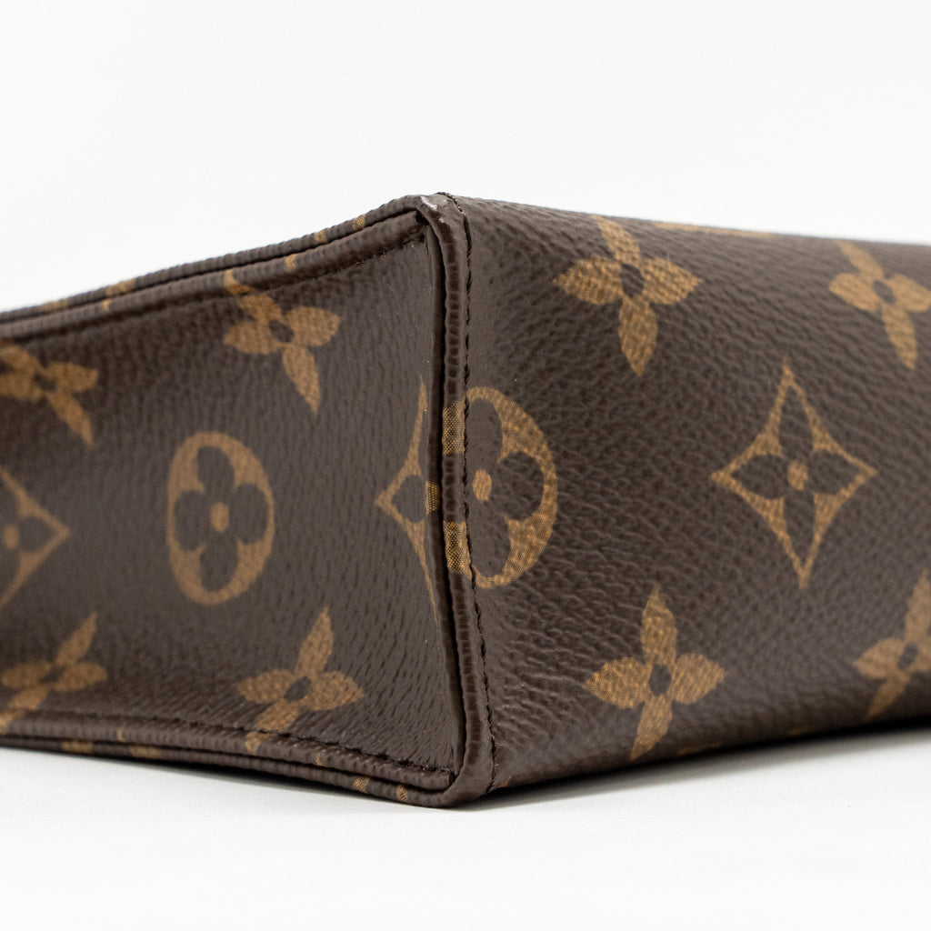 LOUIS VUITTON TOILETRY POCHETTE 26 MONOGRAM CANVAS GHW
