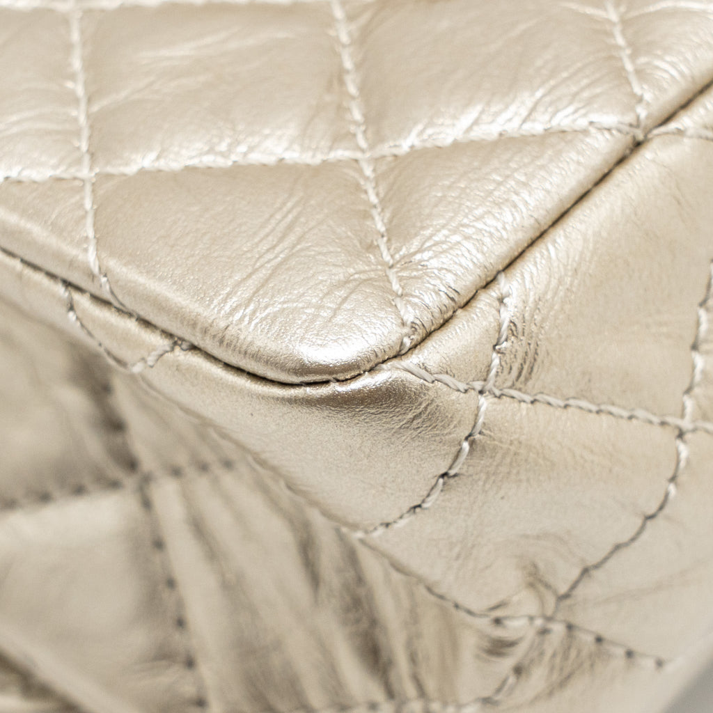 CHANEL SMALL 2.55 REISSUE DOUBLE FLAP BAG AGED CALFSKIN METALLIC LIGHT GOLD WITH LGHW