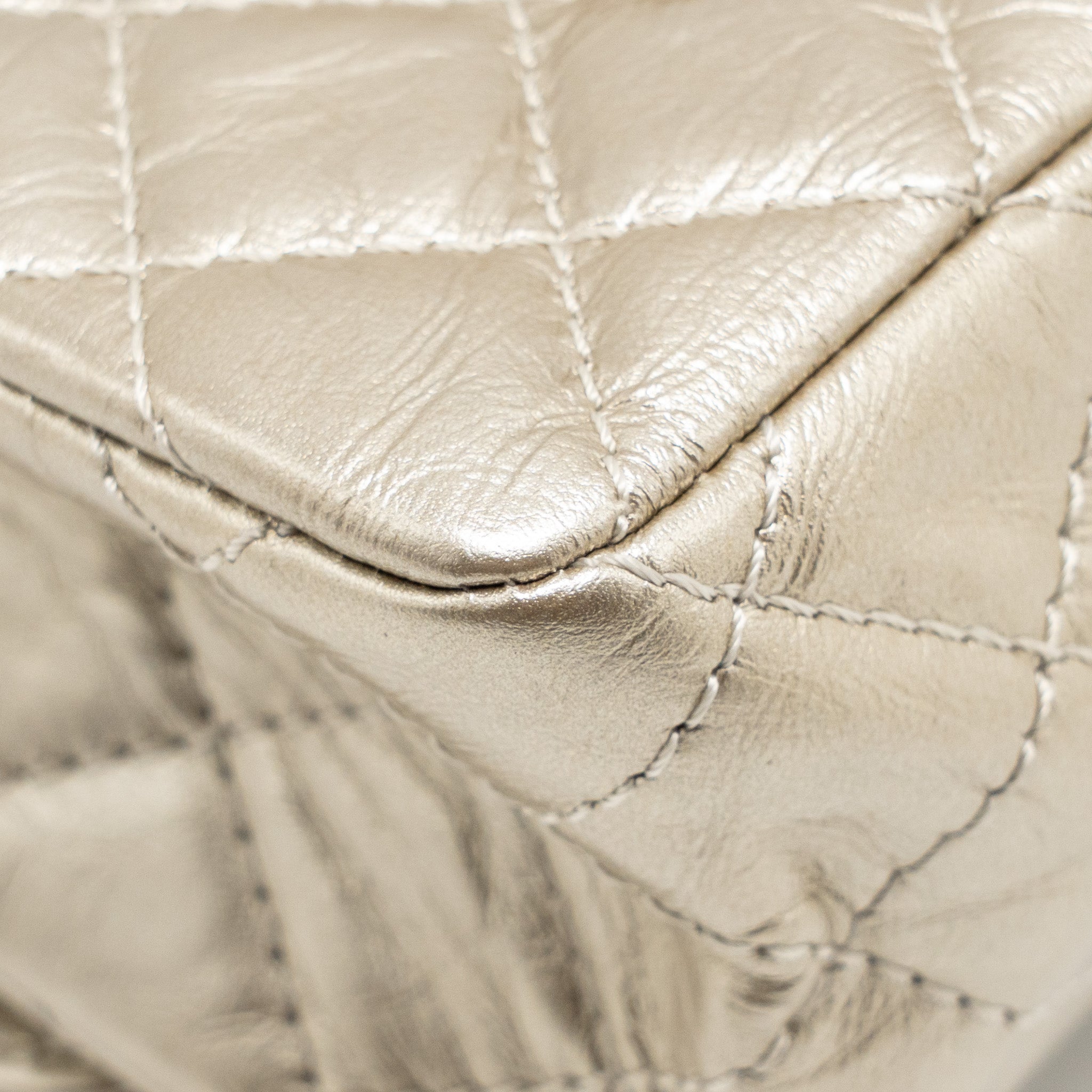 CHANEL SMALL 2.55 REISSUE DOUBLE FLAP BAG AGED CALFSKIN METALLIC LIGHT GOLD WITH LGHW