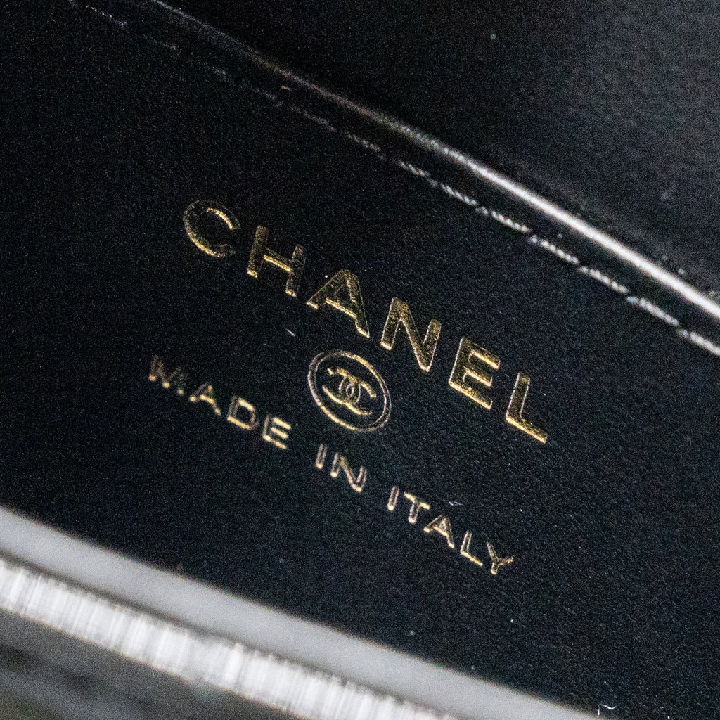 CHANEL 23K HOOP BAG PATENT BLACK GHW (MICROCHIP)